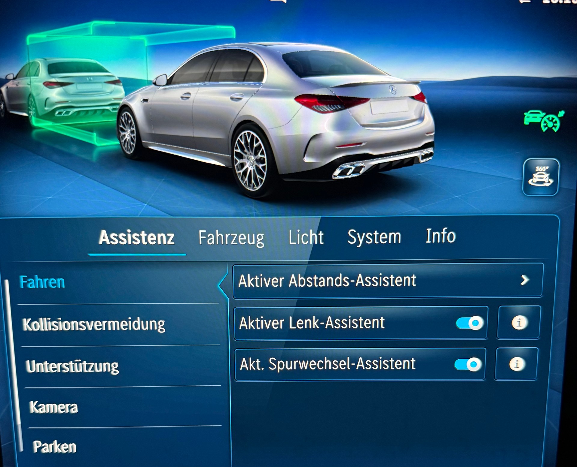 MERCEDES-BENZ C 63 S AMG E Performance 4 Matic - 14