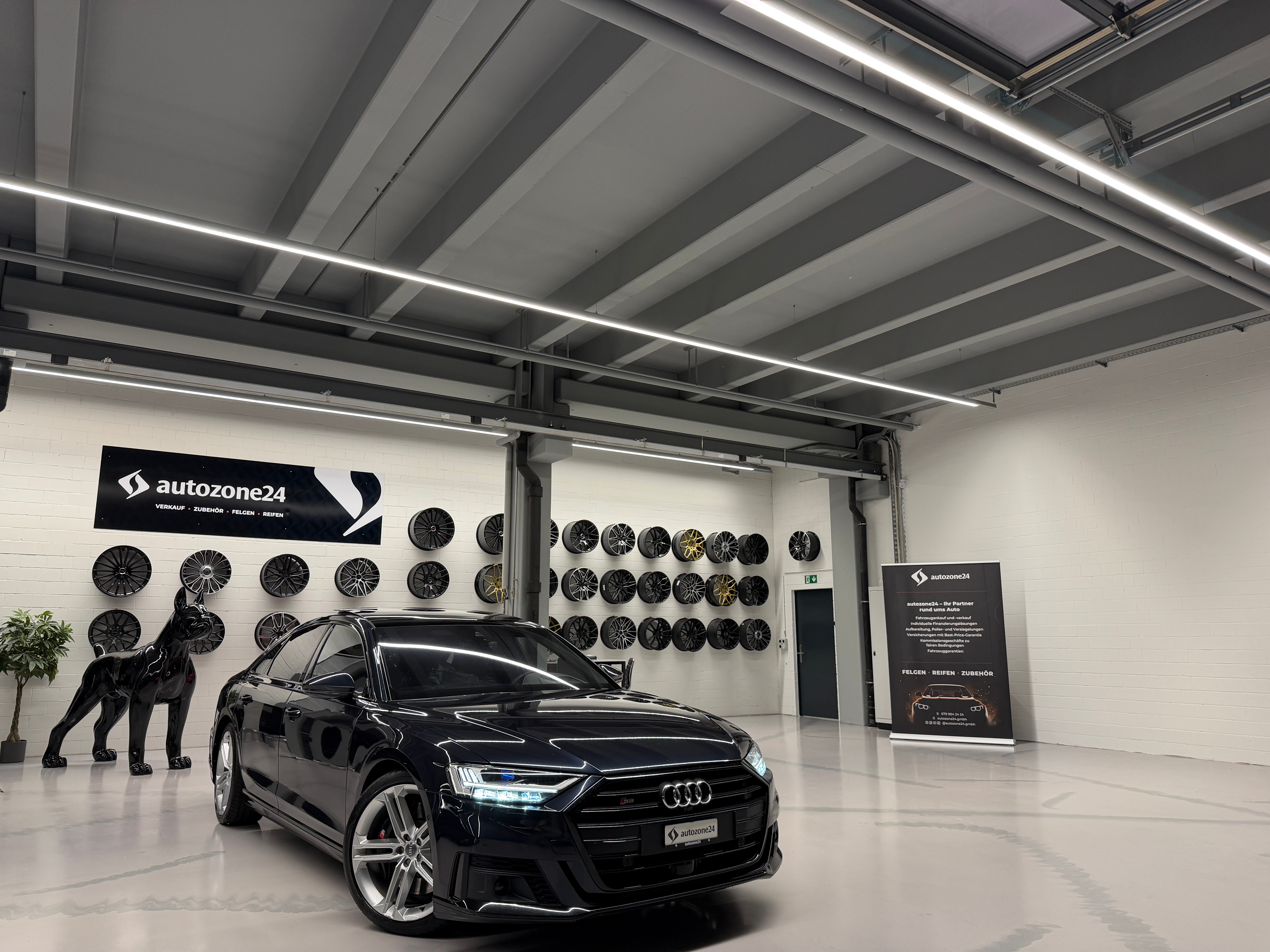 AUDI S8