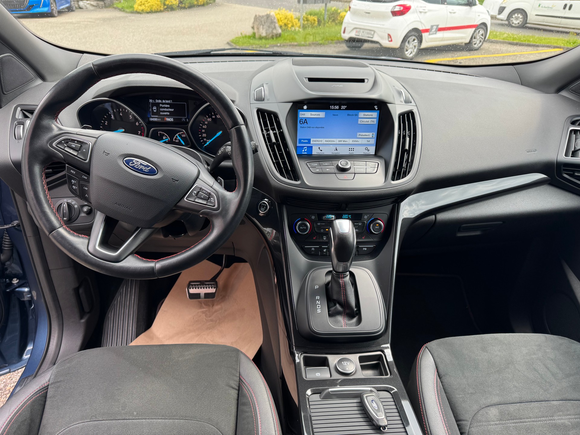 FORD Kuga 1.5 SCTi ST Line 4WD Automatic - 6