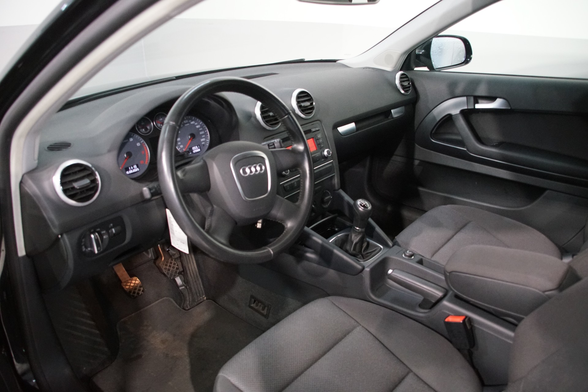 AUDI A3 1.4 TFSI Ambition - 9