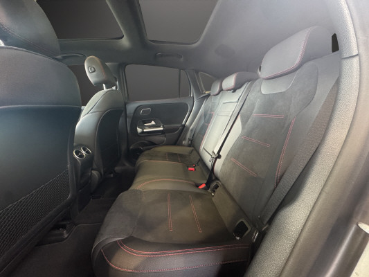 MERCEDES-BENZ EQA 350 AMG Line 4Matic - 11