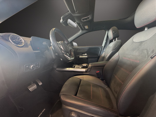 MERCEDES-BENZ EQA 350 AMG Line 4Matic - 9