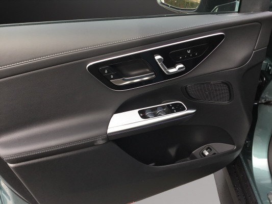 MERCEDES-BENZ GLC 300 e 4M 9G-Tronic - 10