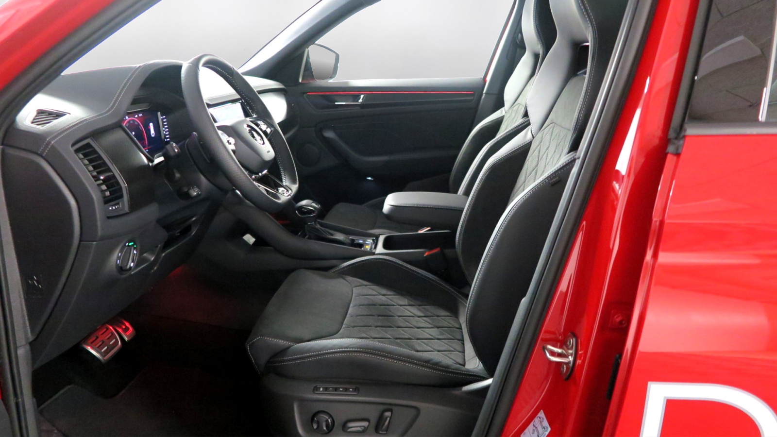 SKODA Kodiaq 2.0 TSI 4x4 SportLine - 10