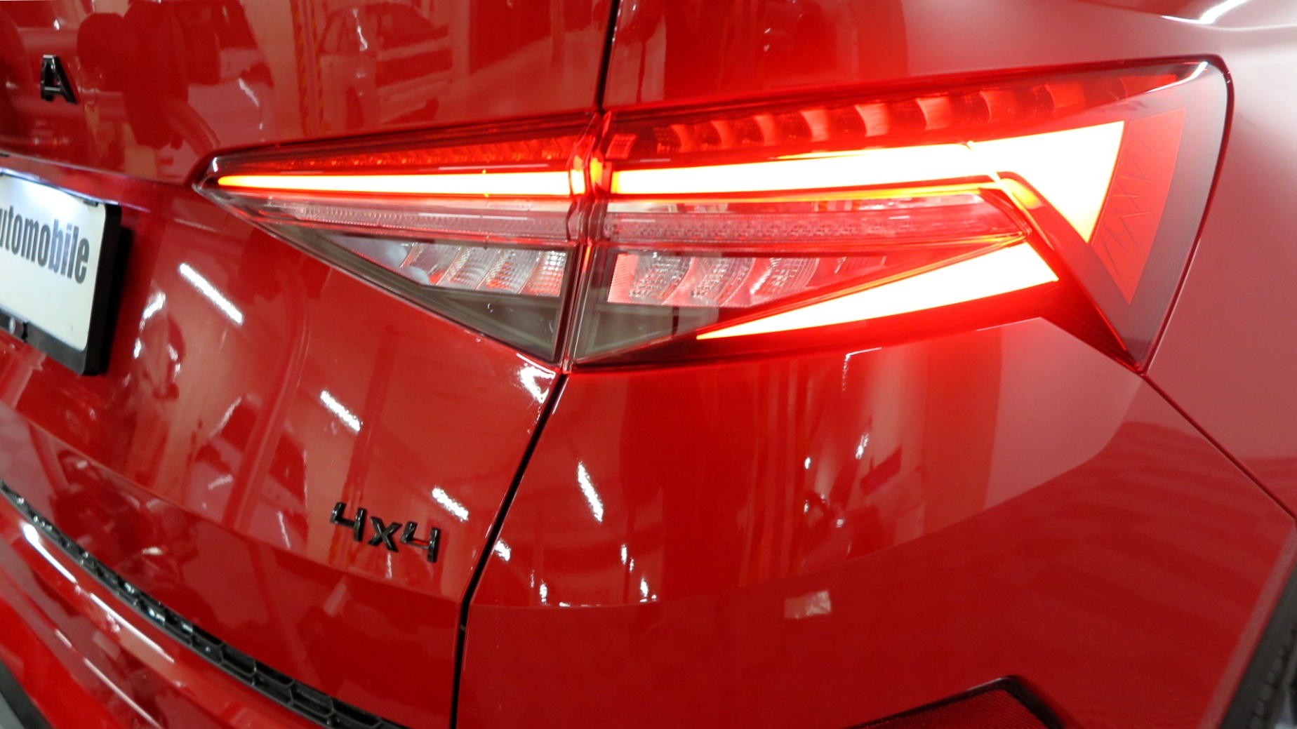 SKODA Kodiaq 2.0 TSI 4x4 SportLine - 14