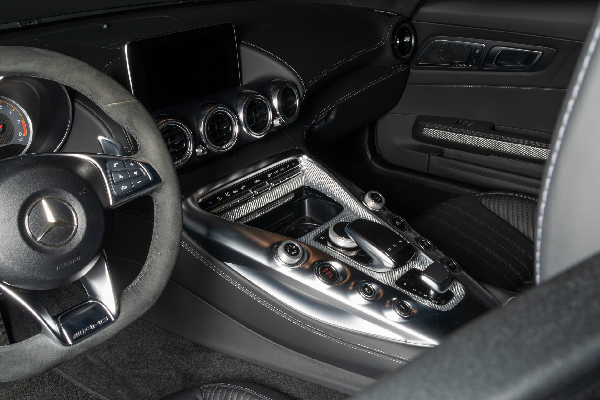 MERCEDES-BENZ AMG GT S Speedshift DCT - 15