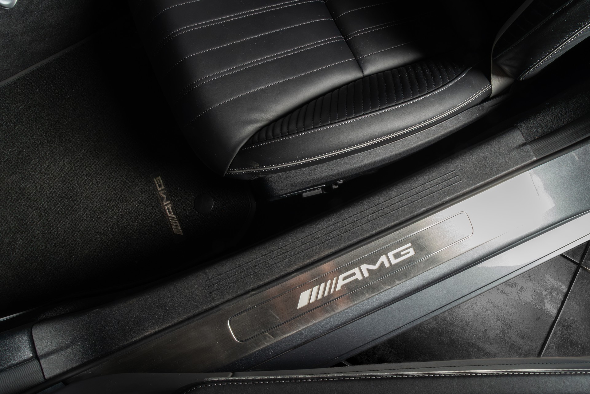 MERCEDES-BENZ AMG GT S Speedshift DCT - 17