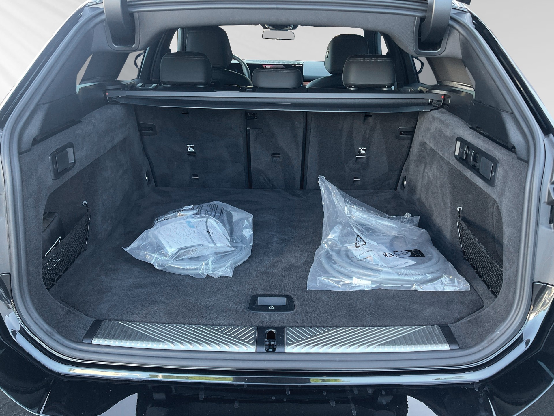 BMW 530e xDrive Touring M Sport Steptronic - 8