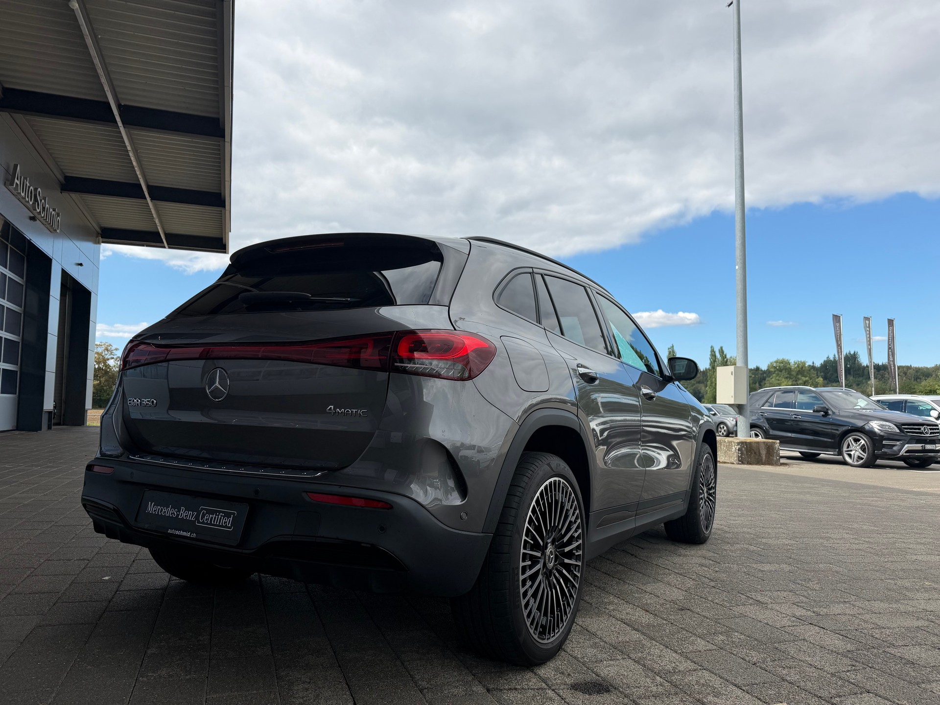 MERCEDES-BENZ EQA 350 AMG Line 4Matic - 2