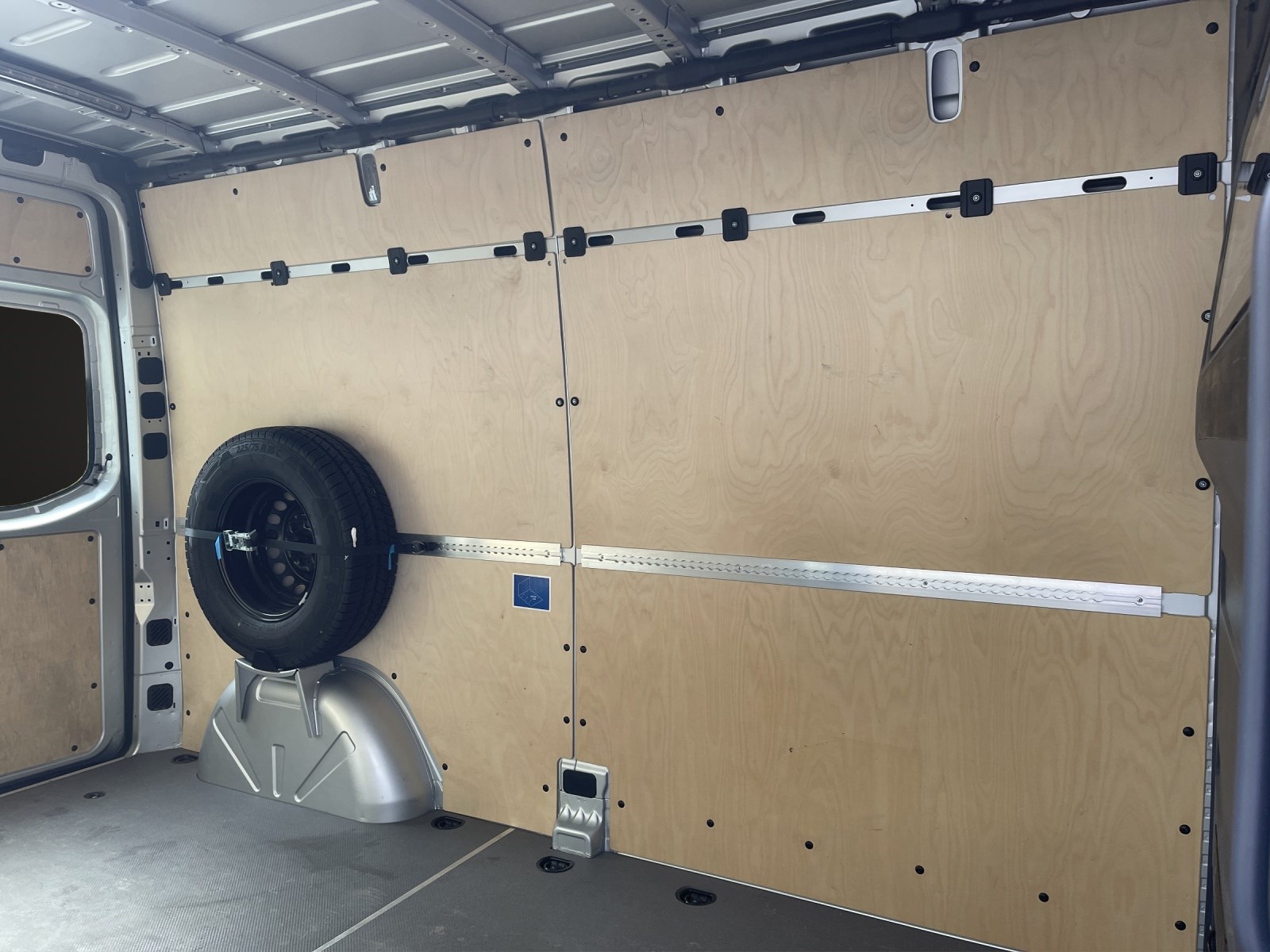 MERCEDES-BENZ eSprinter 312 47kWh Standard - 7