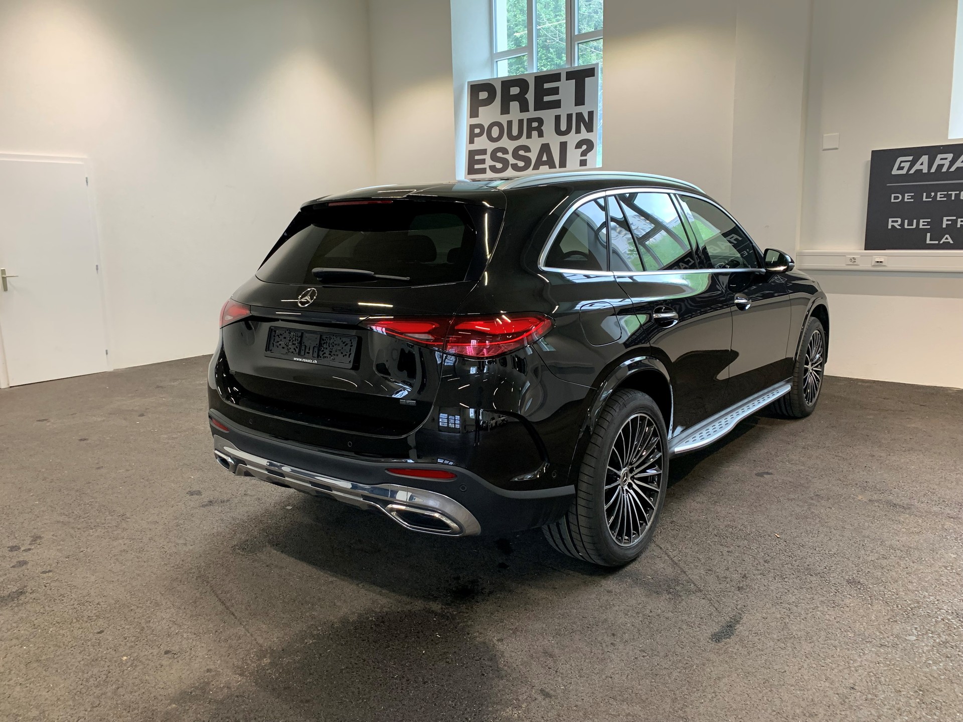 MERCEDES-BENZ GLC 300 e 4Matic 9G-Tronic - 8