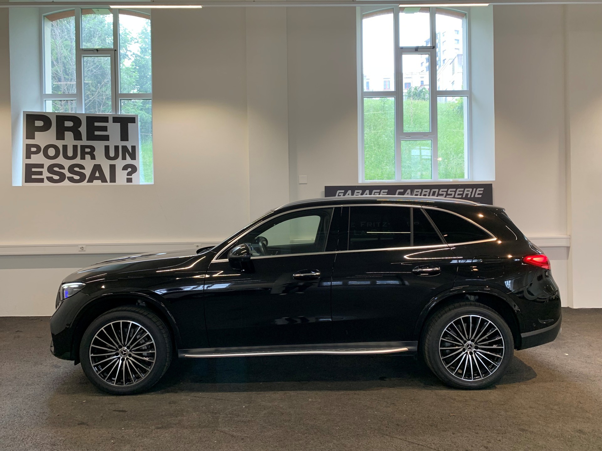 MERCEDES-BENZ GLC 300 e 4Matic 9G-Tronic - 5