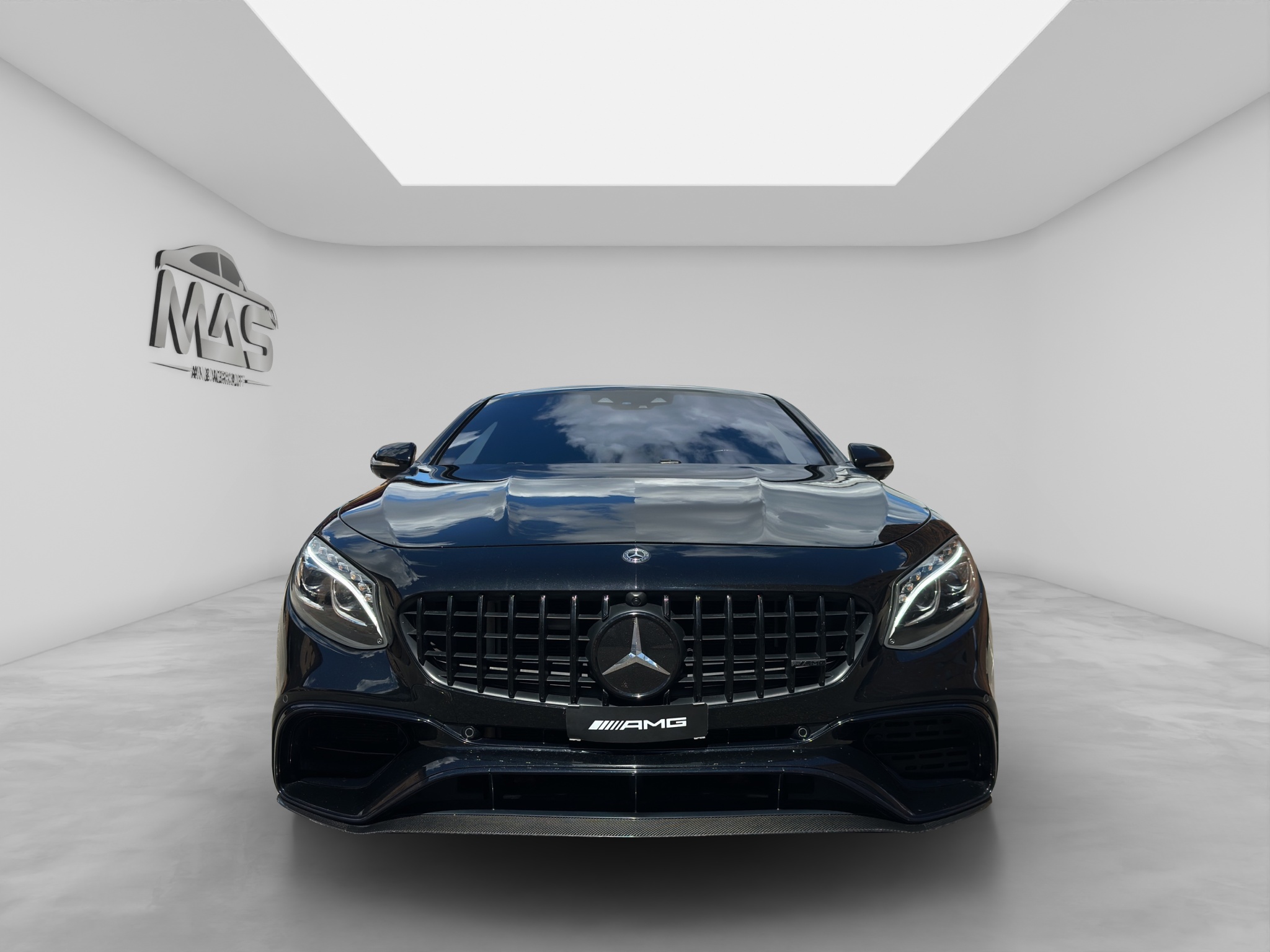 MERCEDES-BENZ S 63 AMG 2