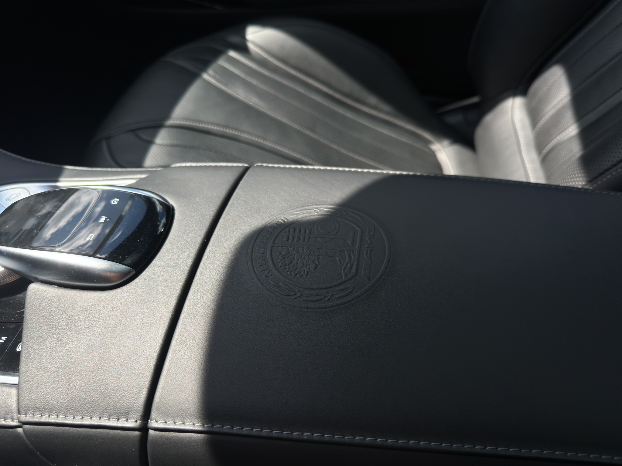 MERCEDES-BENZ S 63 AMG 17