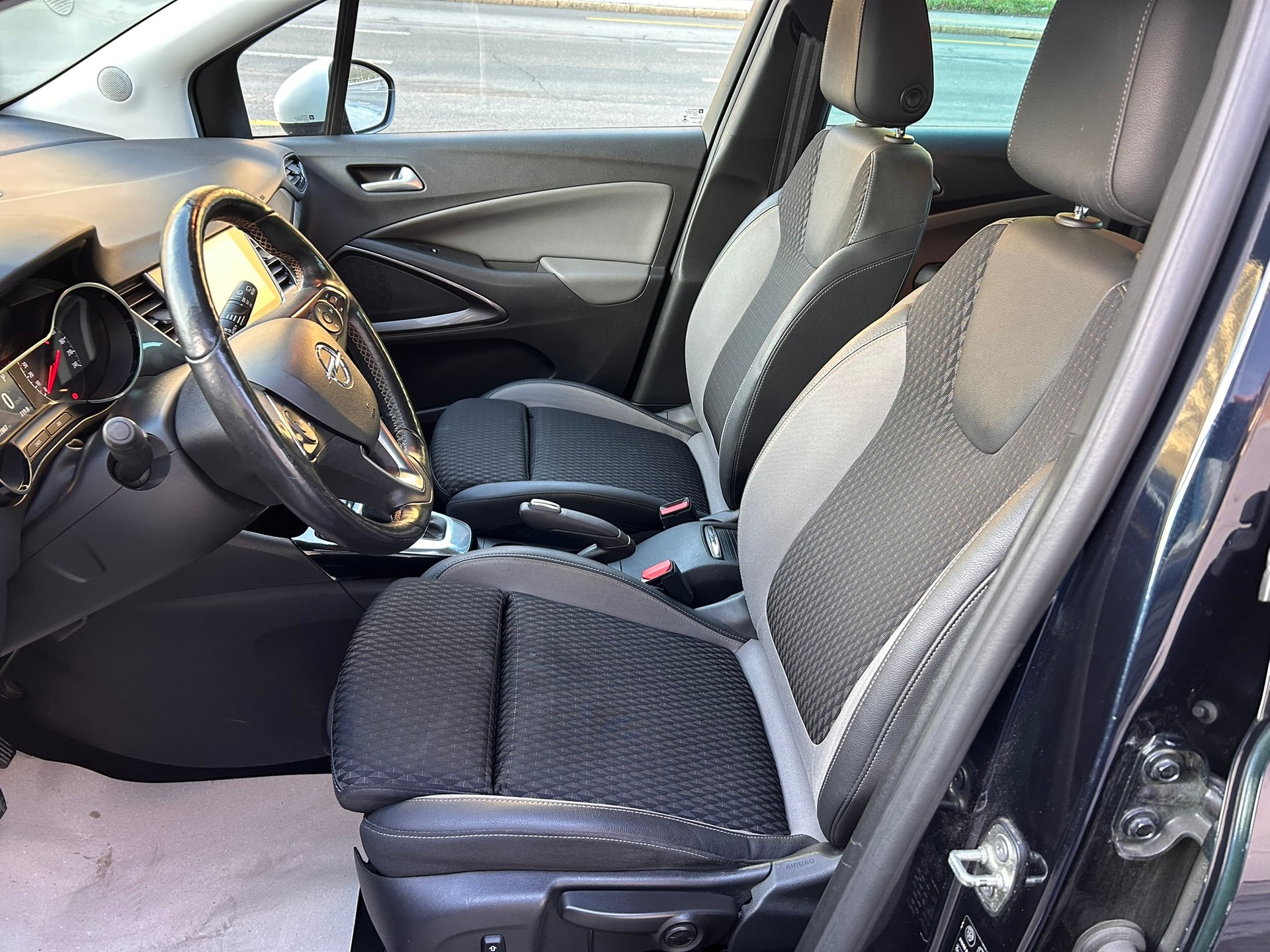 OPEL Crossland X 1.2i Enjoy Automatik - 6