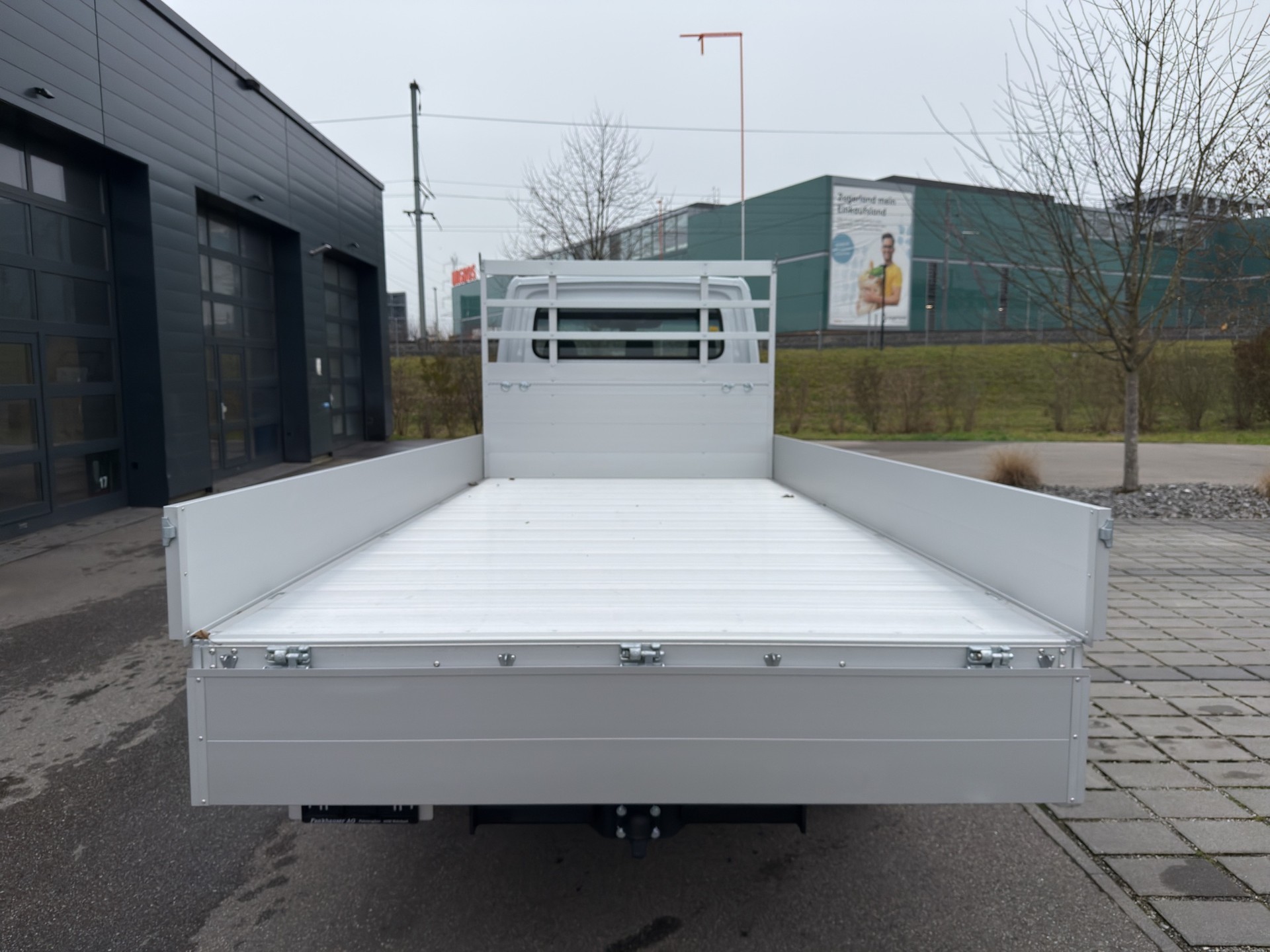 MERCEDES-BENZ Sprinter 317 CDI PRO CH 4325mm L - 14