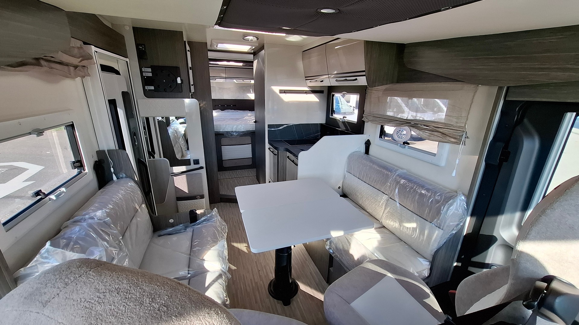 MCLOUIS Nevis 881 25 Edition - 5