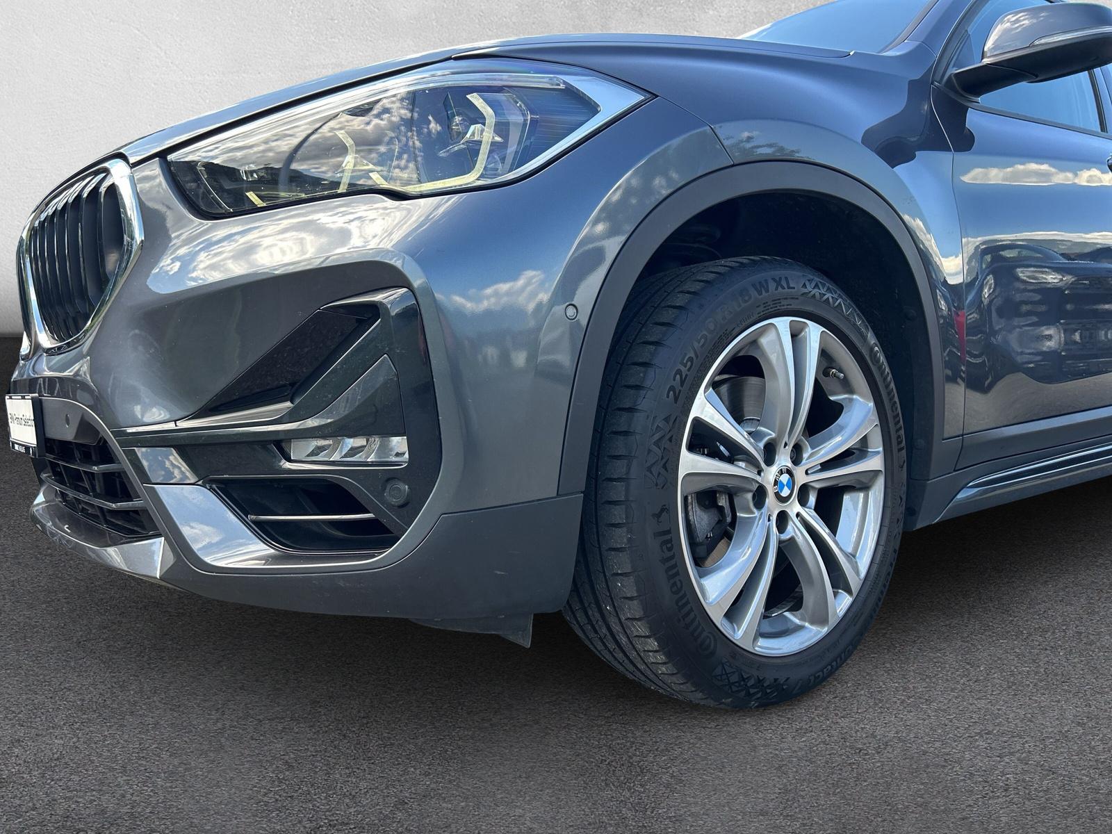 BMW X1 20i Sport Line xDrive F48 (CH9 - 9
