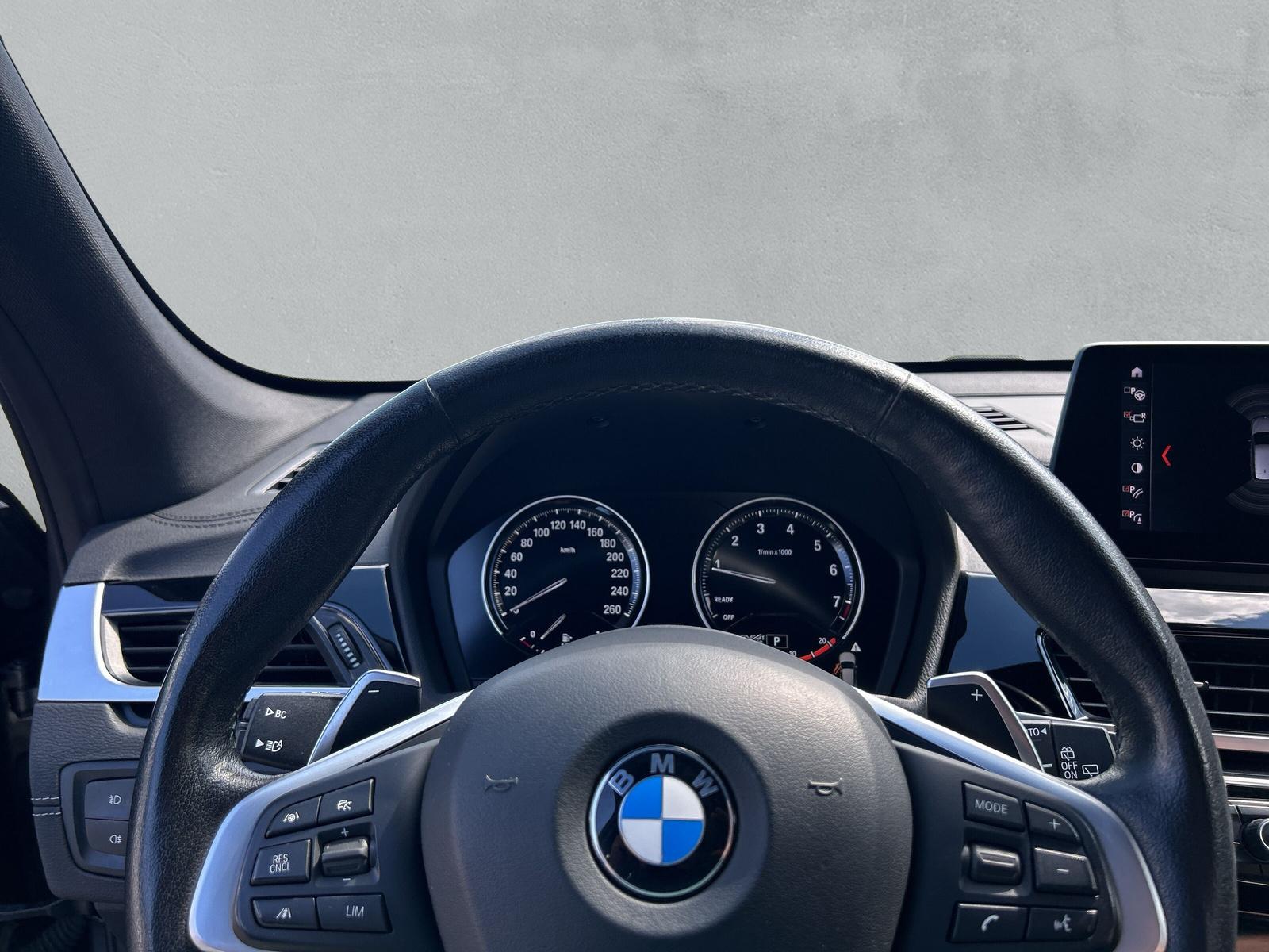 BMW X1 20i Sport Line xDrive F48 (CH9 - 23