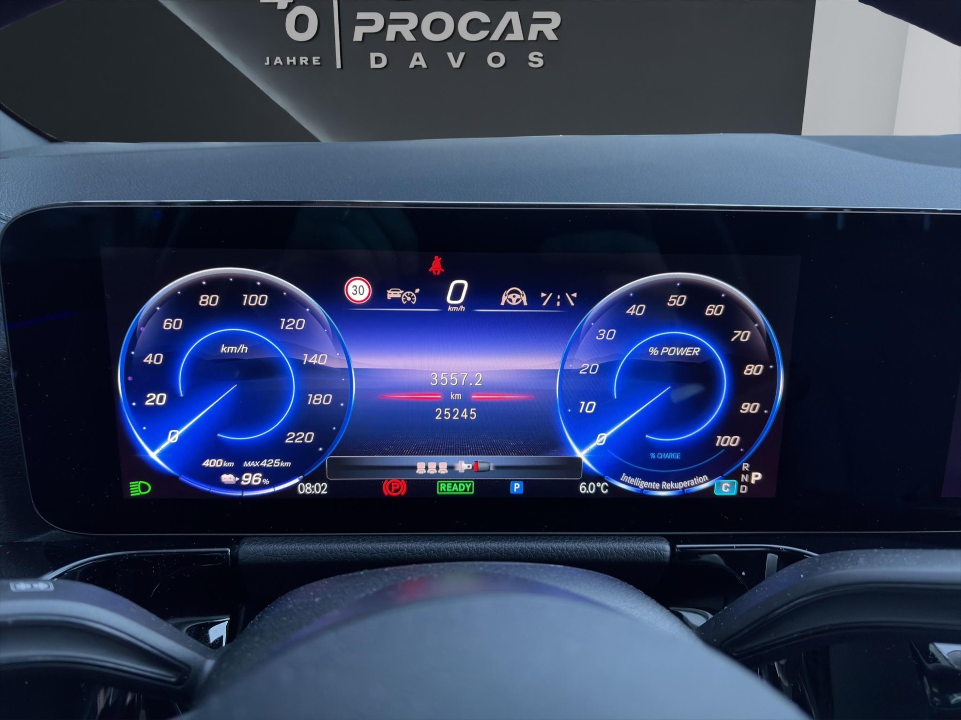 MERCEDES-BENZ EQA 350 Swiss Star AMG Line 4matic - 10