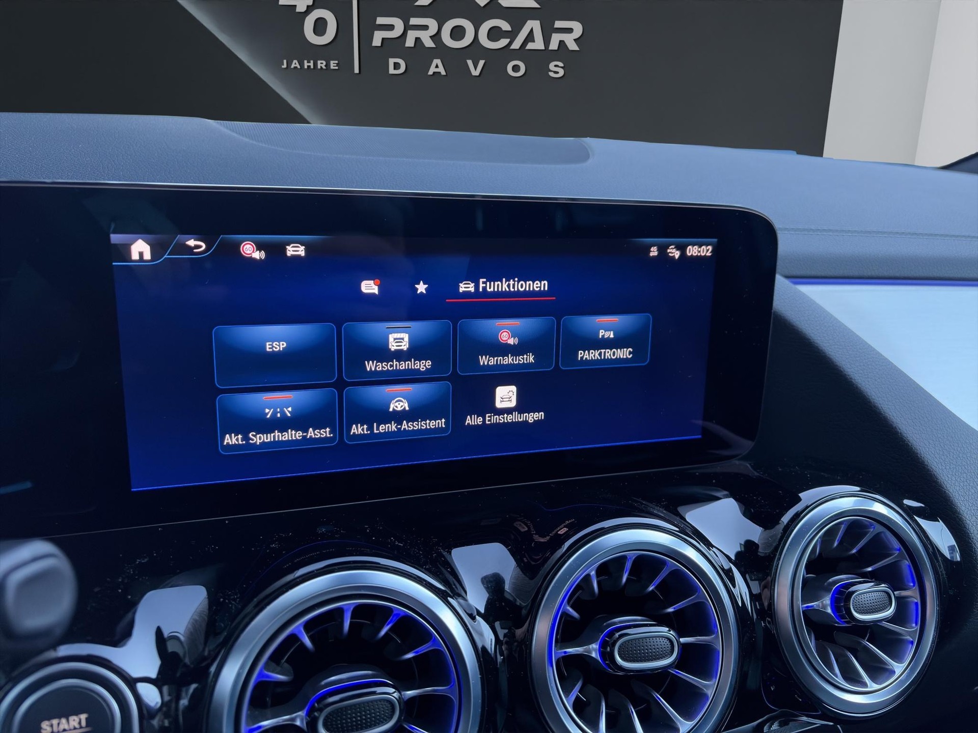 MERCEDES-BENZ EQA 350 Swiss Star AMG Line 4matic - 14