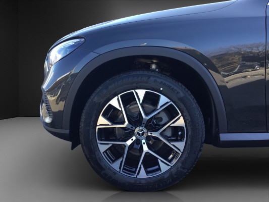 MERCEDES-BENZ GLC 200 4Matic 9G-Tronic - 13