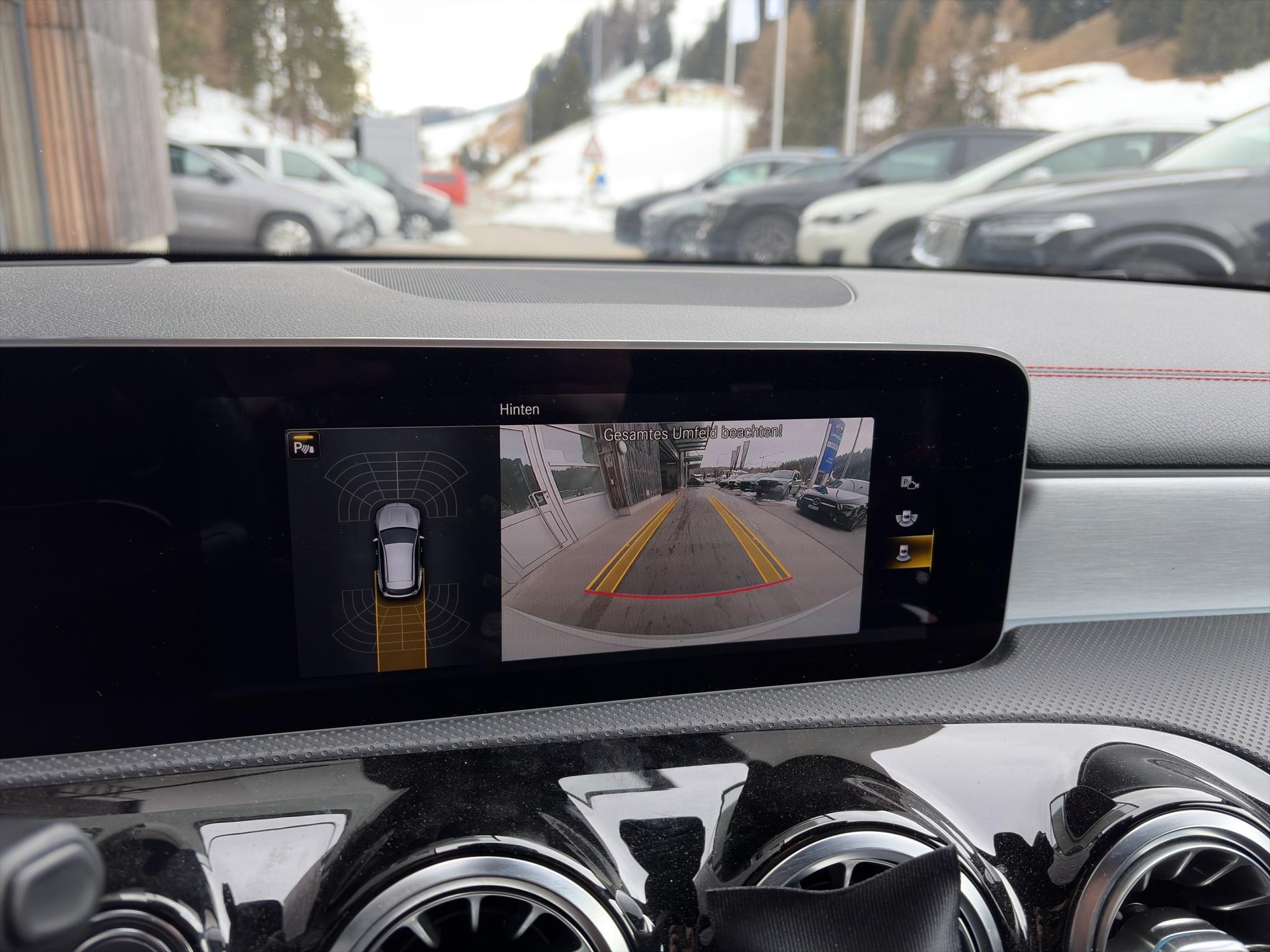 MERCEDES-BENZ CLA 35 AMG 4matic Shooting Brake - 12