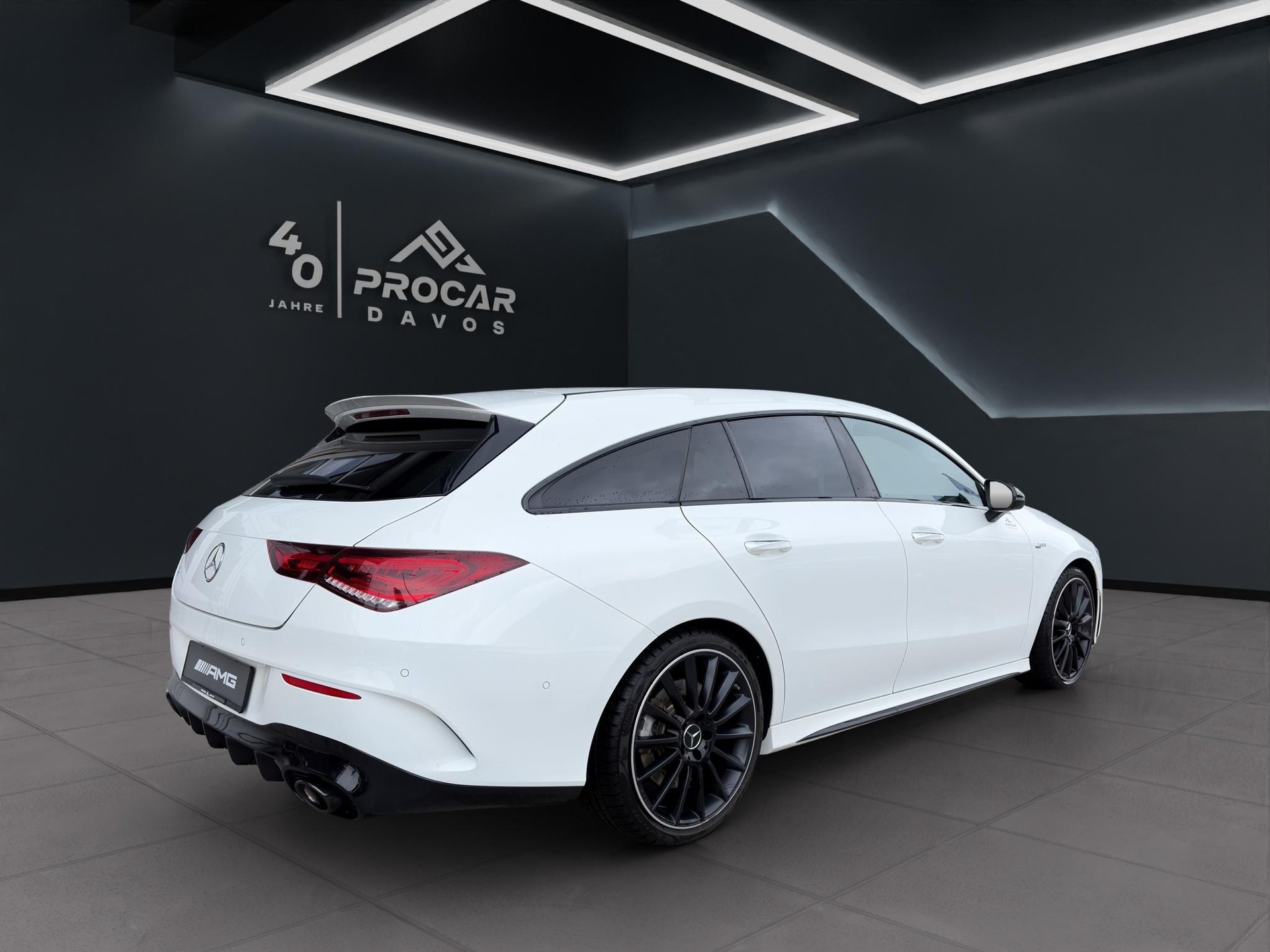 MERCEDES-BENZ CLA 35 AMG 4matic Shooting Brake - 4