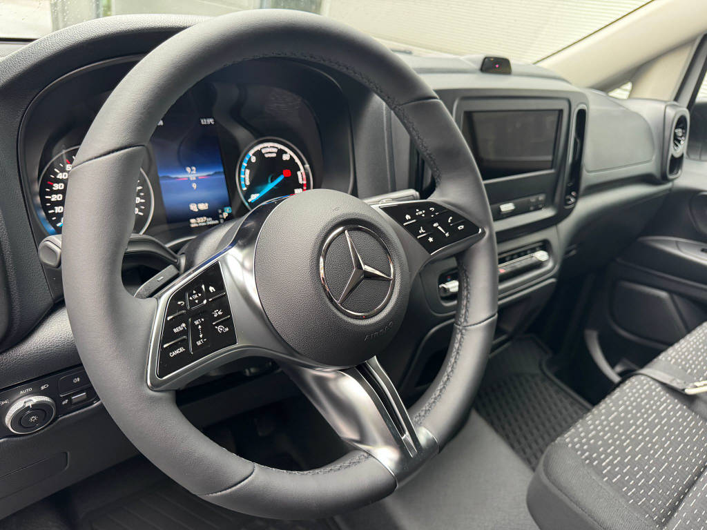 MERCEDES-BENZ eVito 129 Kasten Worker lang 90 kWh - 9