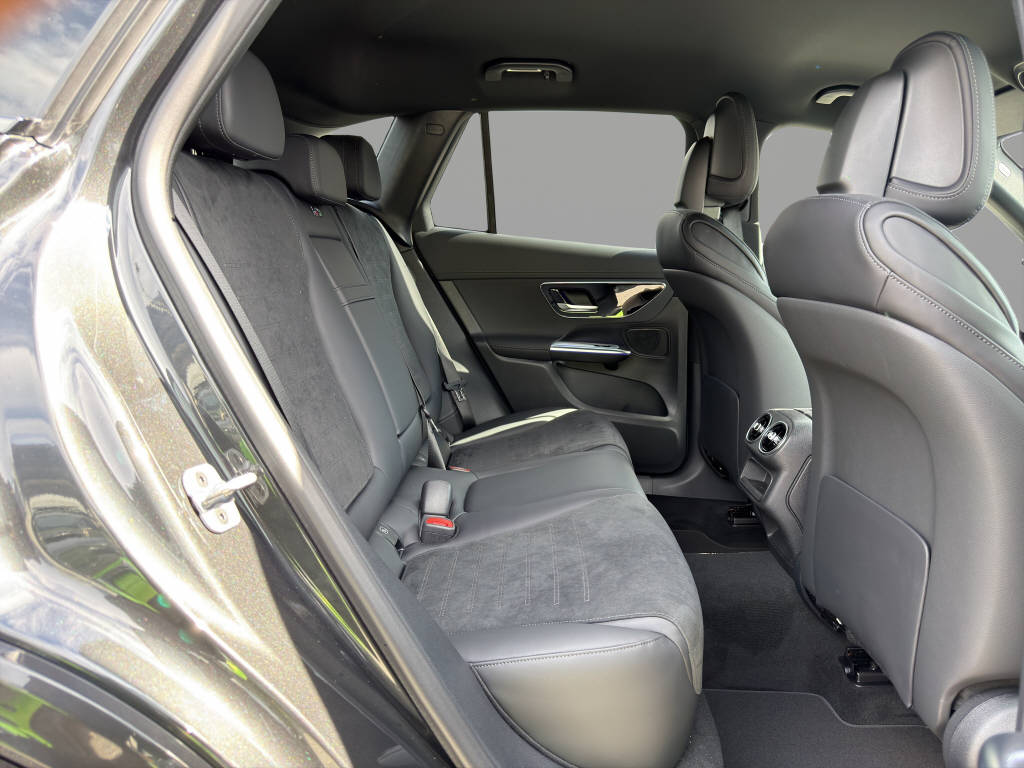 MERCEDES-BENZ GLC 300 e EQ Star AMG Line 4matic - 14