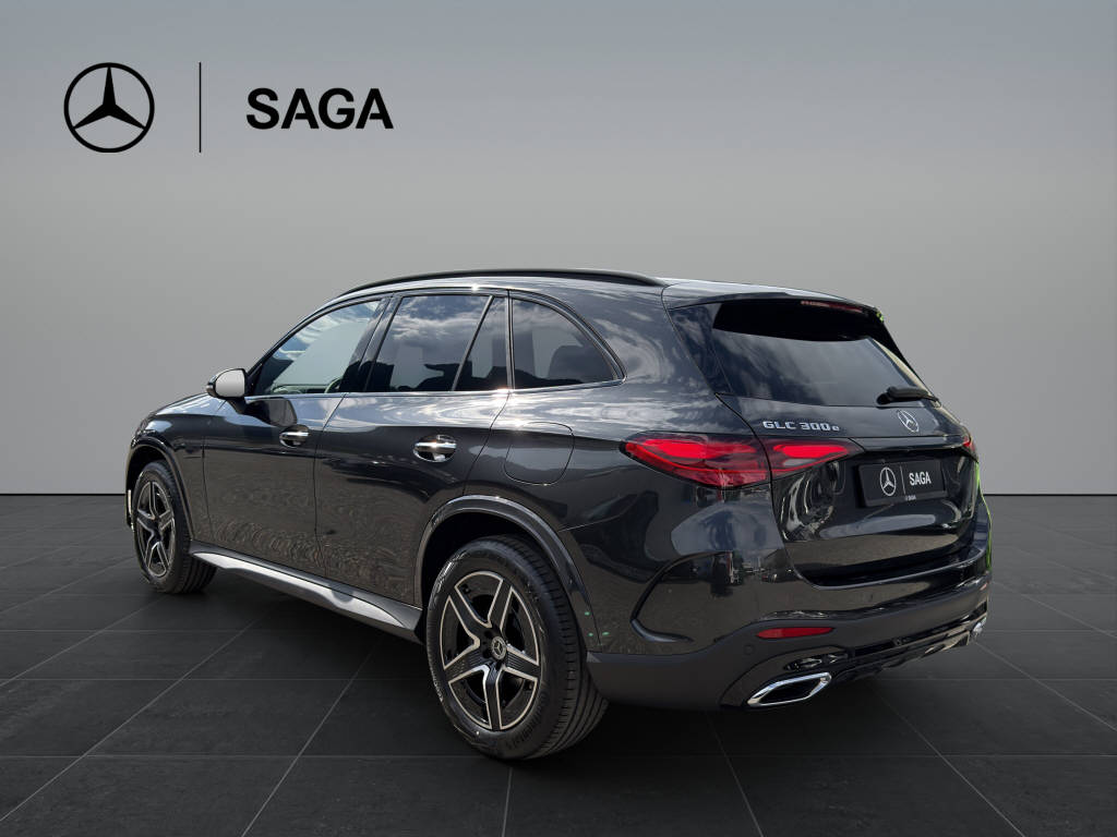 MERCEDES-BENZ GLC 300 e EQ Star AMG Line 4matic - 4