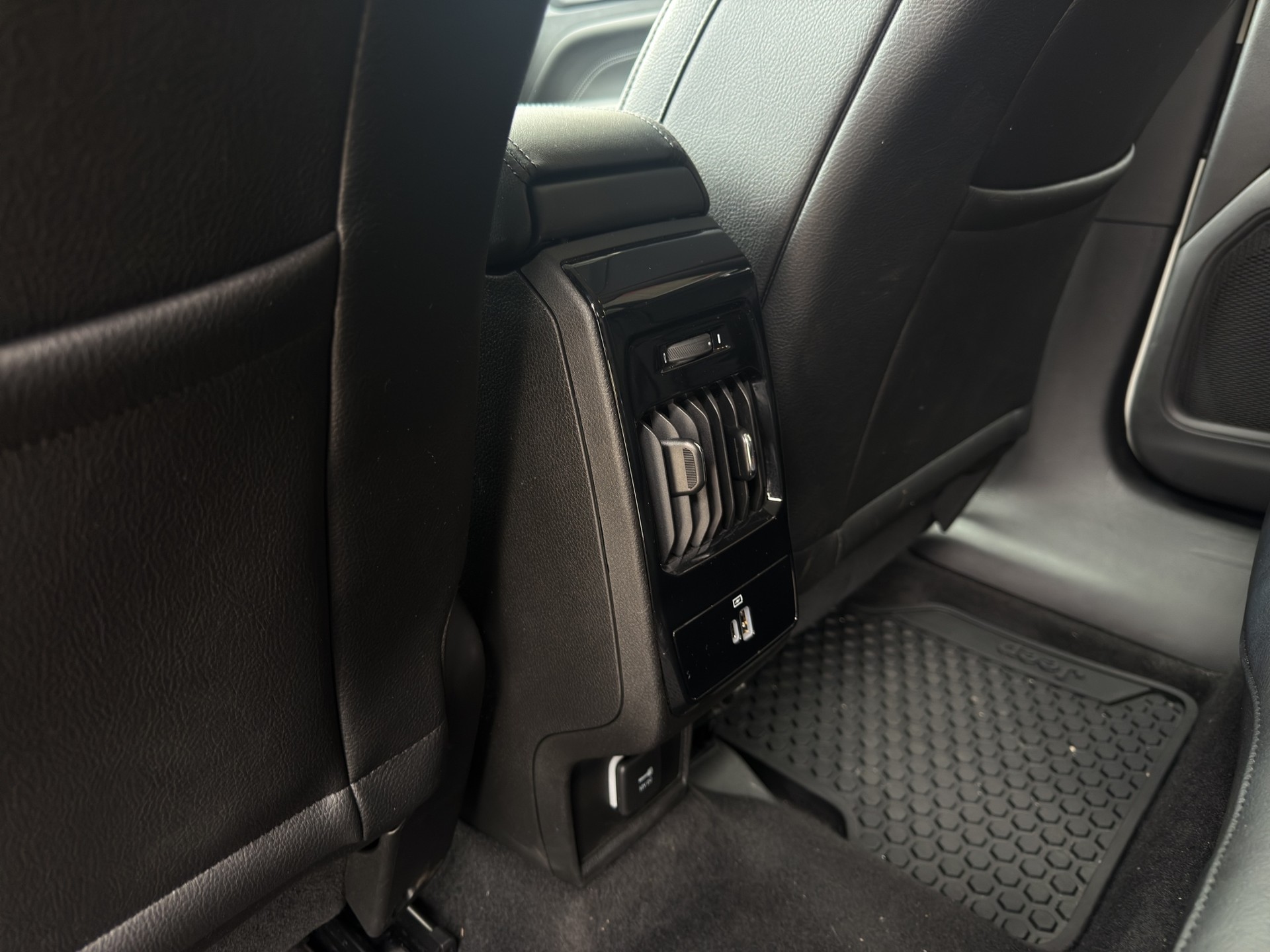 JEEP Compass 1.3 S 4xe - 24