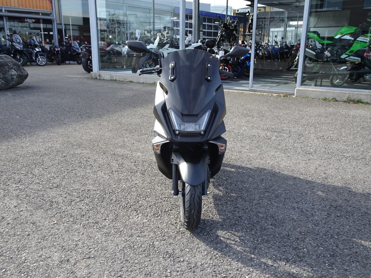 YAMAHA Kymco Sky Town 125 - 3