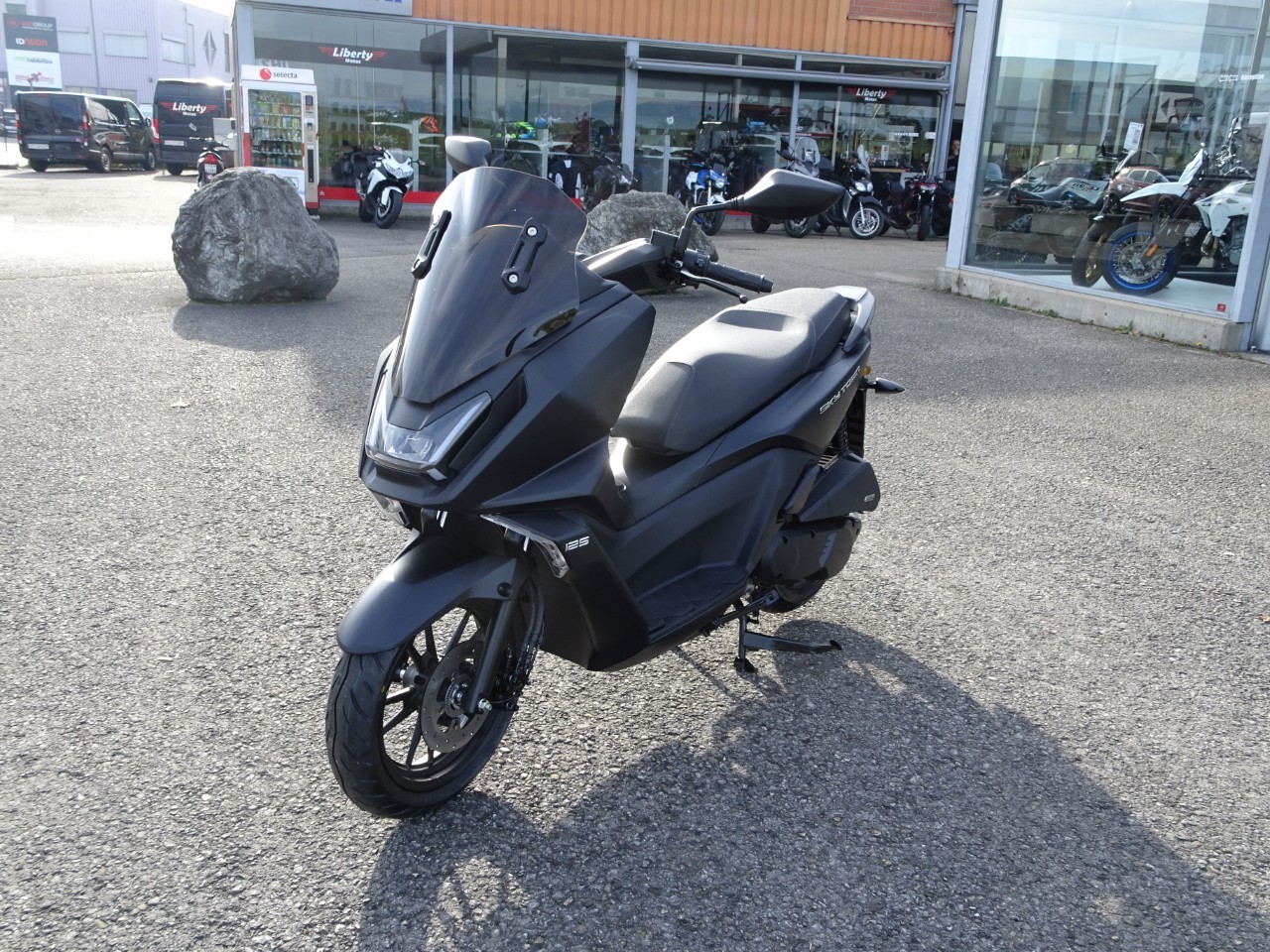 YAMAHA Kymco Sky Town 125 - 4