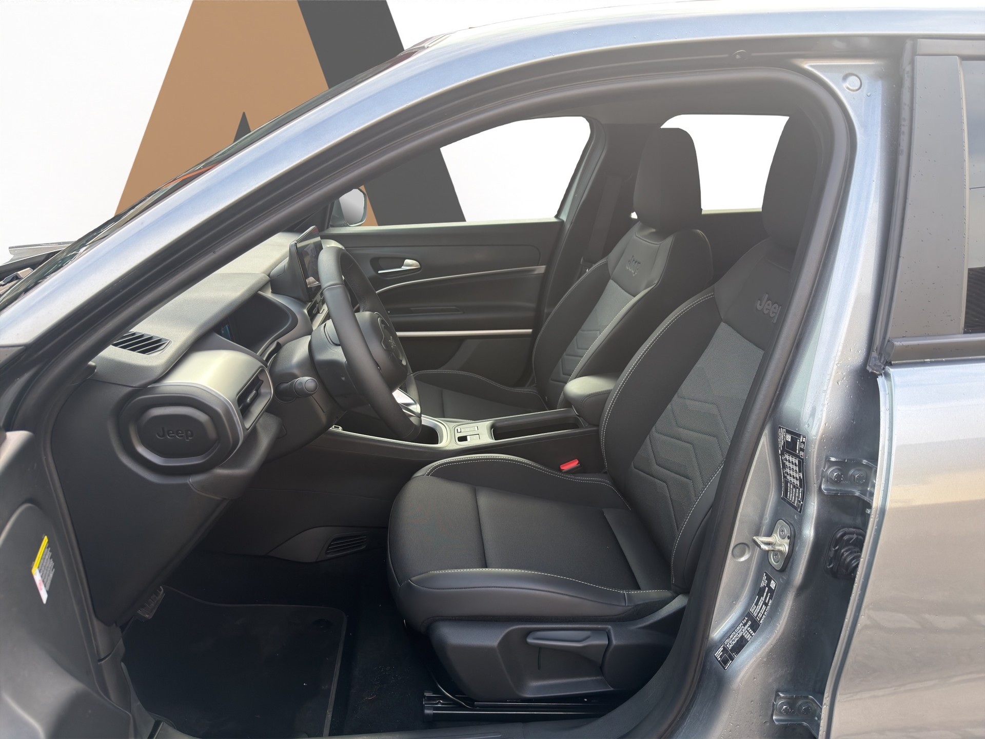 JEEP Avenger Summit - 9