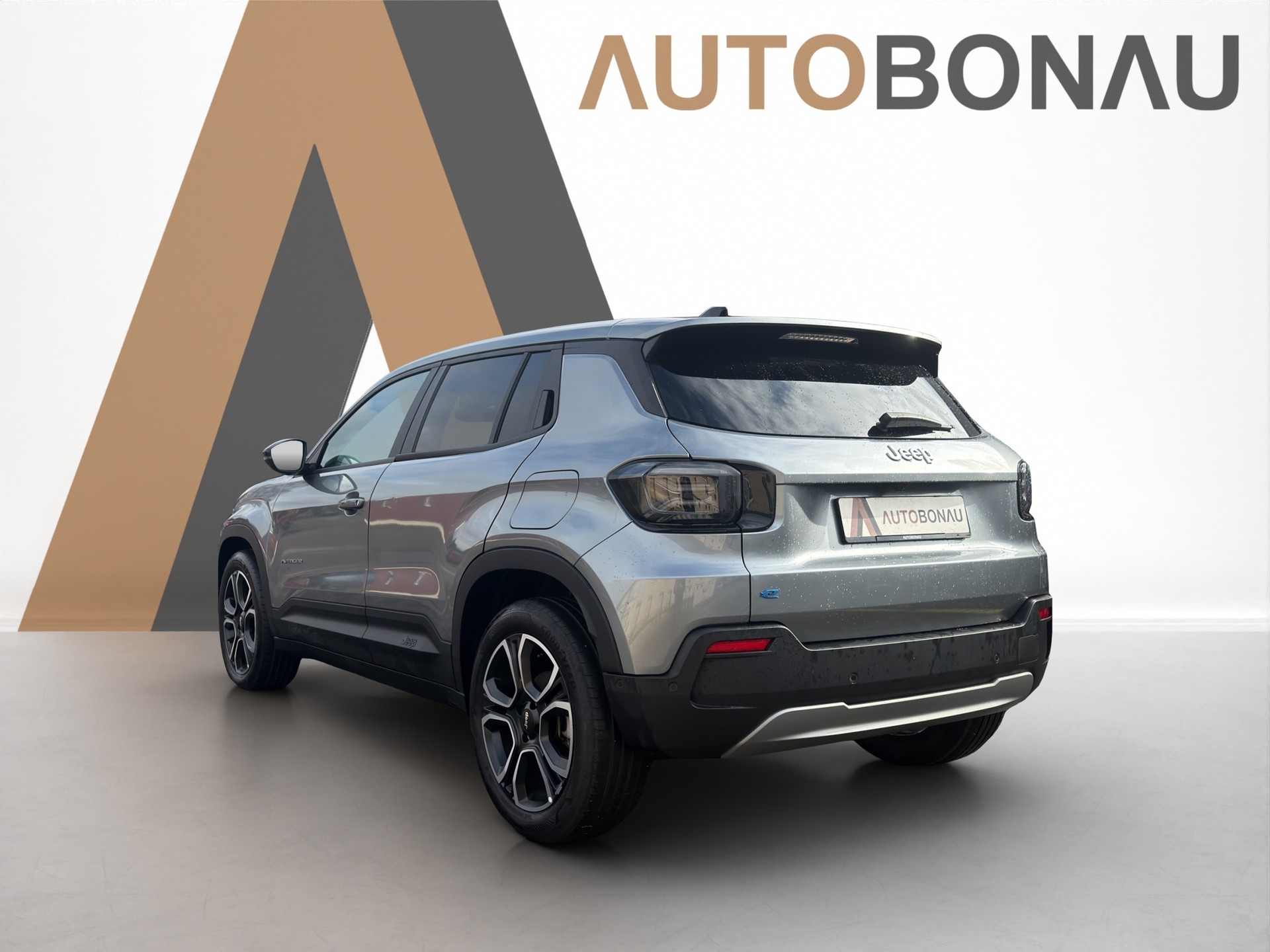 JEEP Avenger Summit - 3