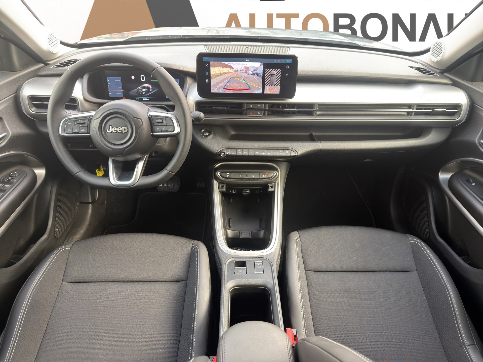 JEEP Avenger Summit - 10