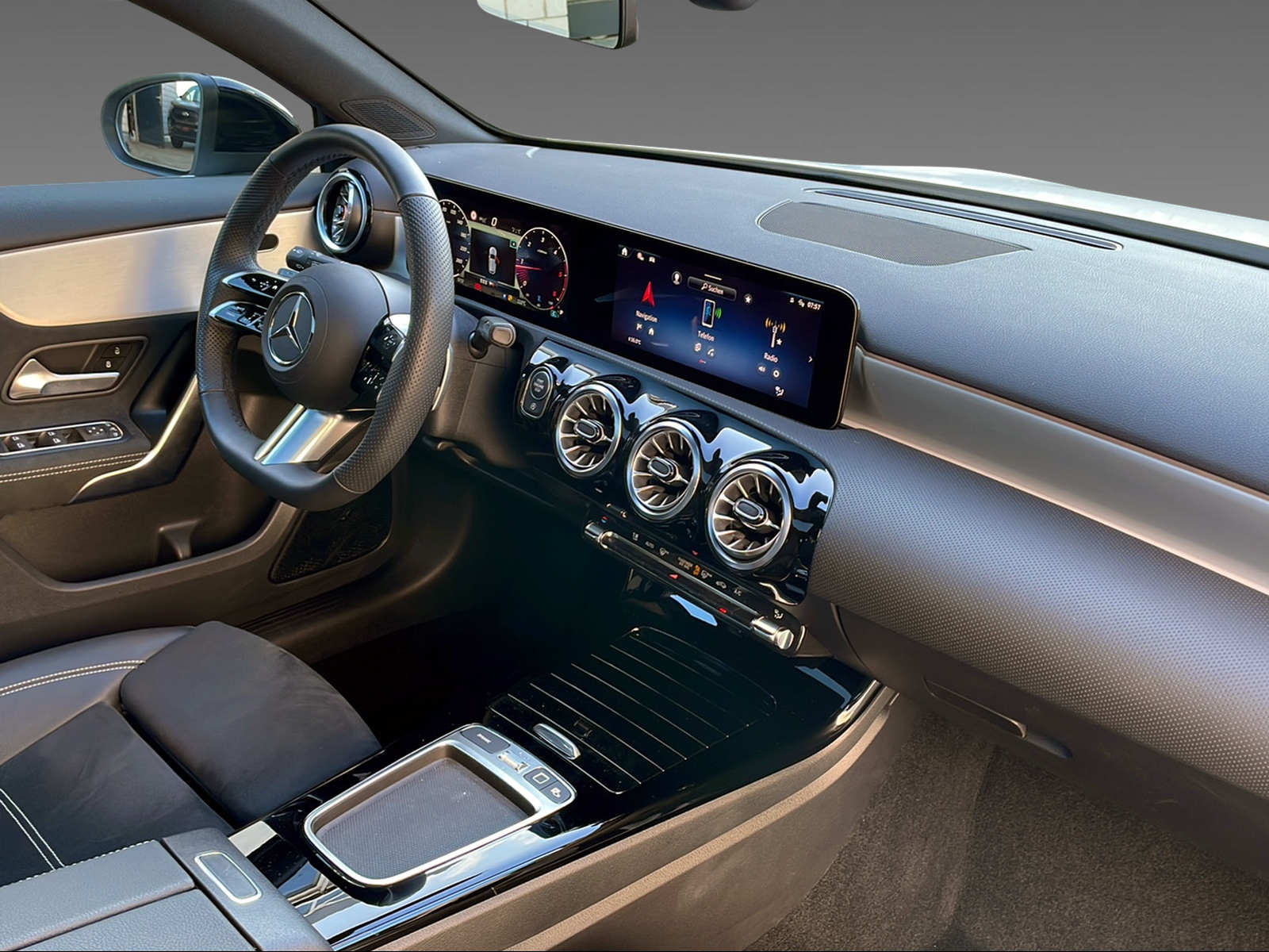 MERCEDES-BENZ A 180 d AMG Line - 7