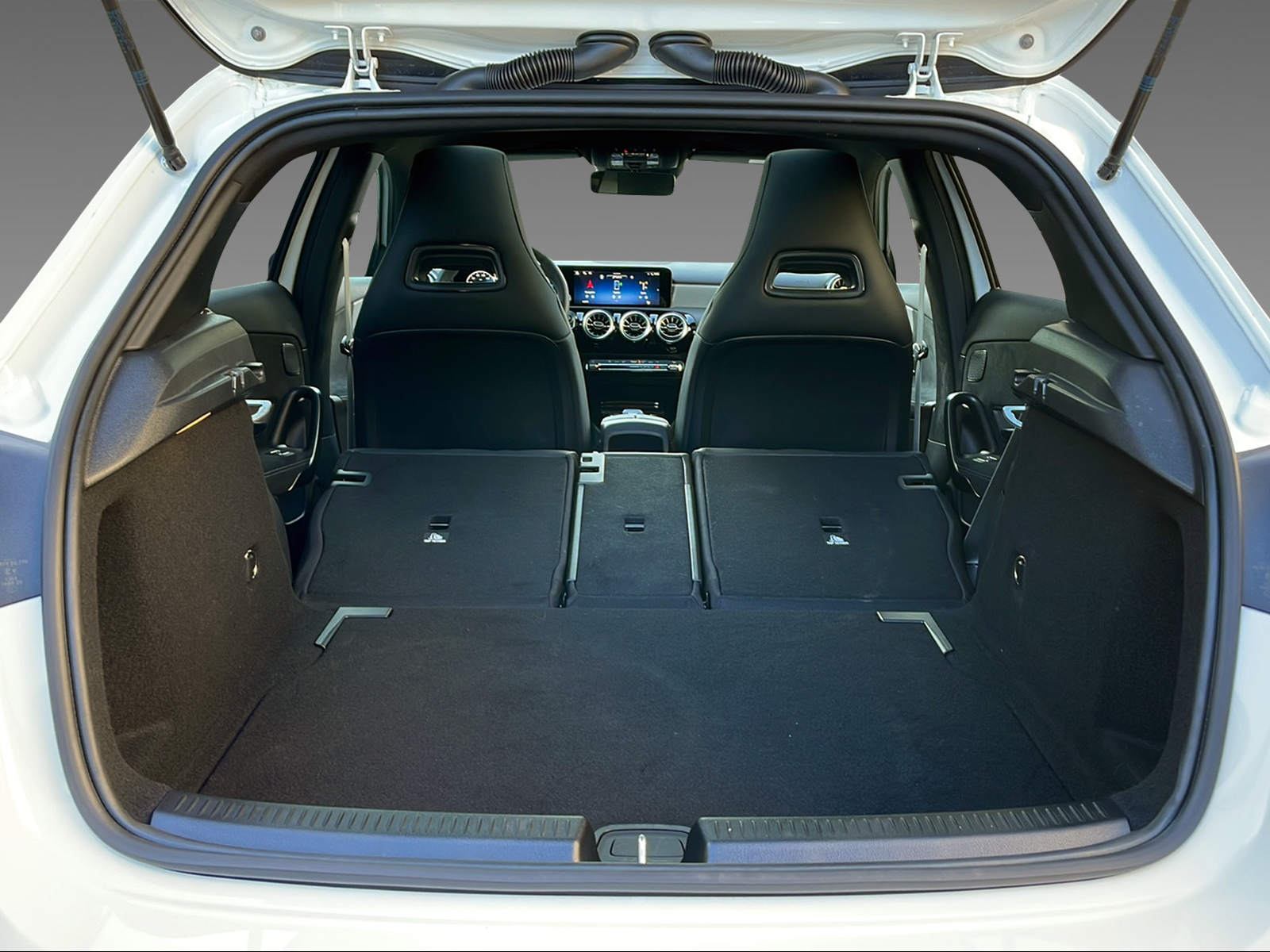 MERCEDES-BENZ A 180 d AMG Line - 11