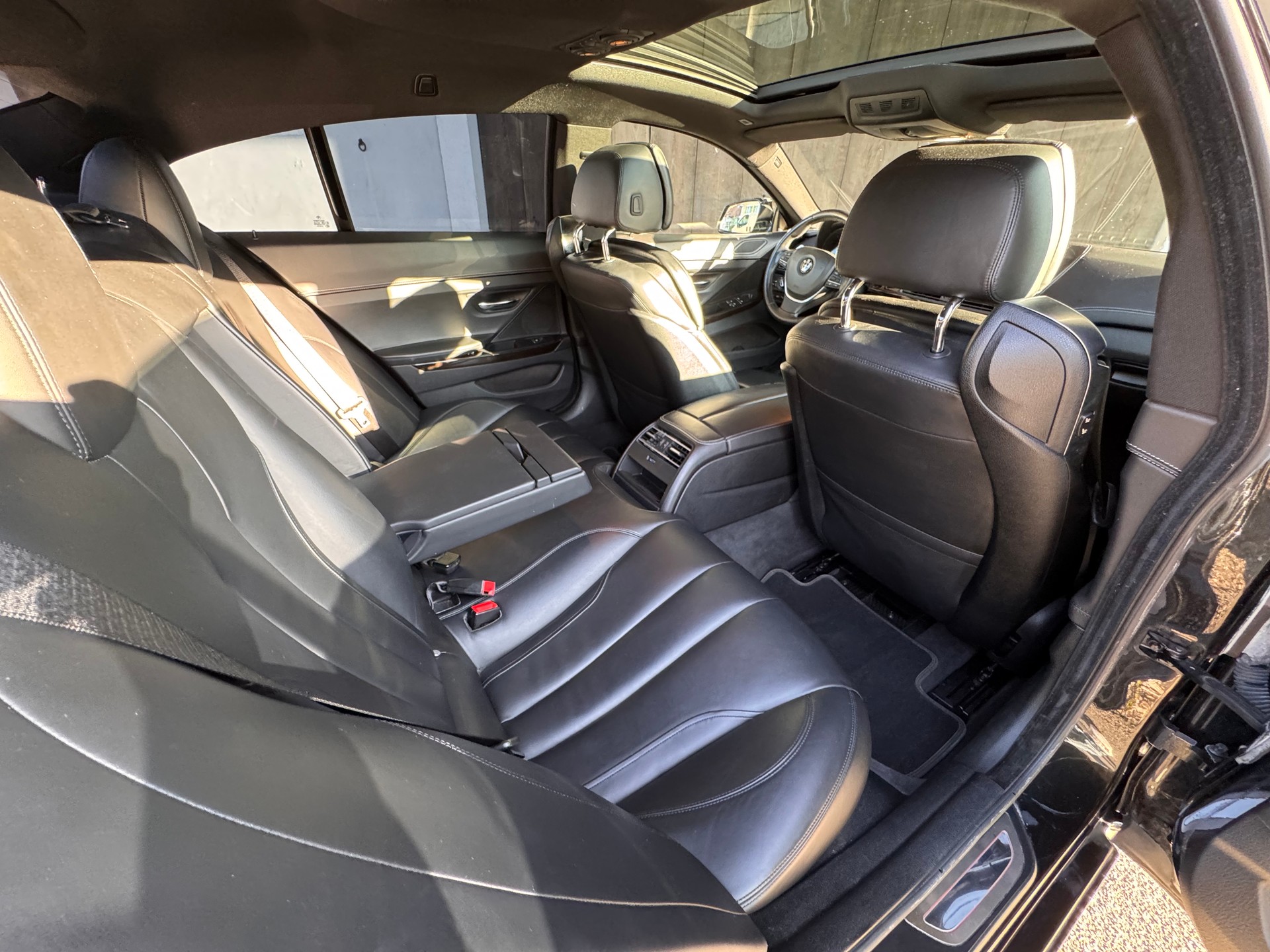 BMW 650i Gran Coupé xDrive - 15