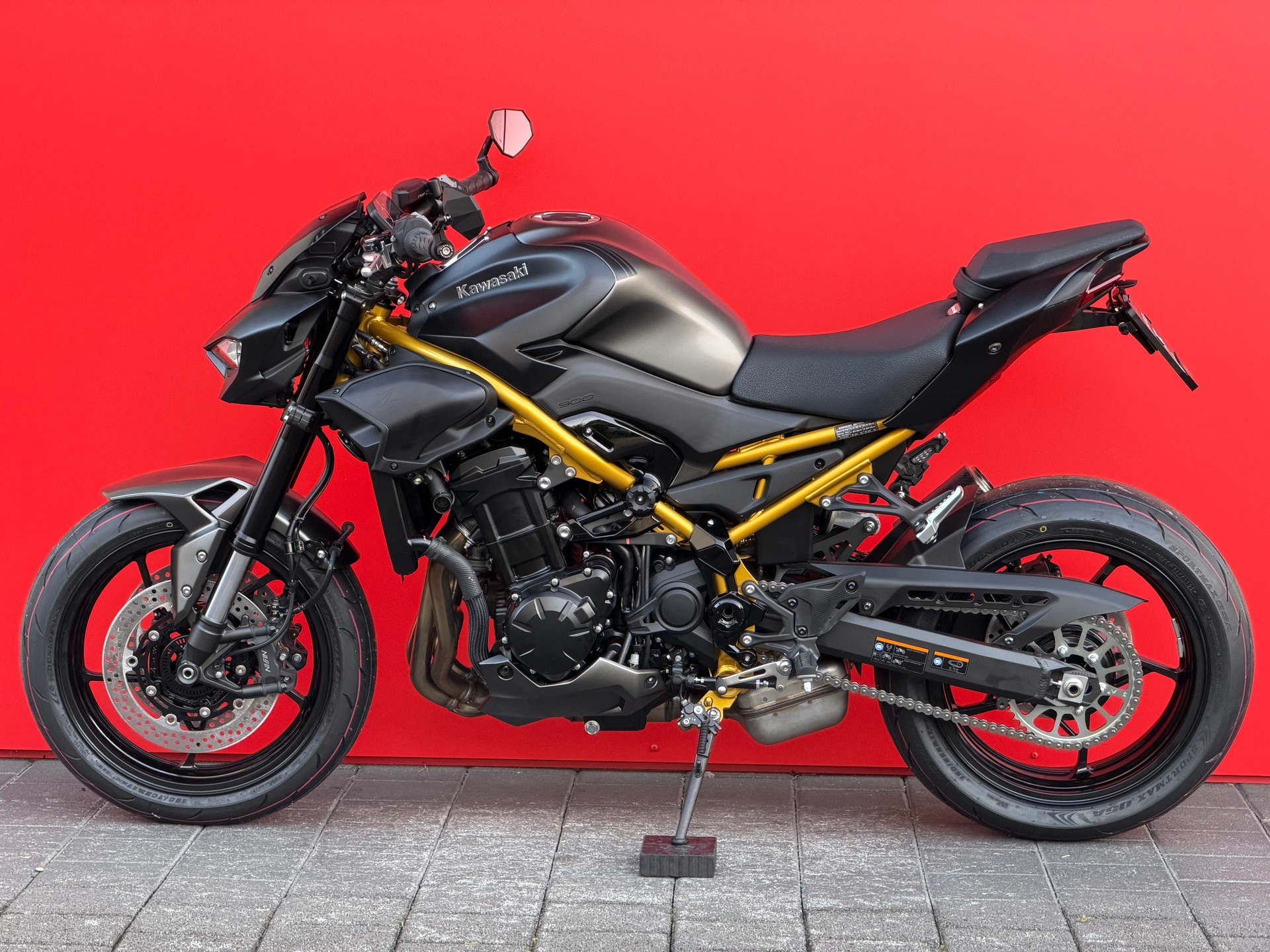 KAWASAKI Z 900 (35kW) - 15