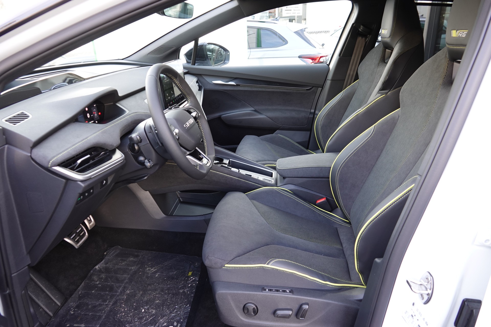 SKODA Elroq 85 RS 4x4 - 15