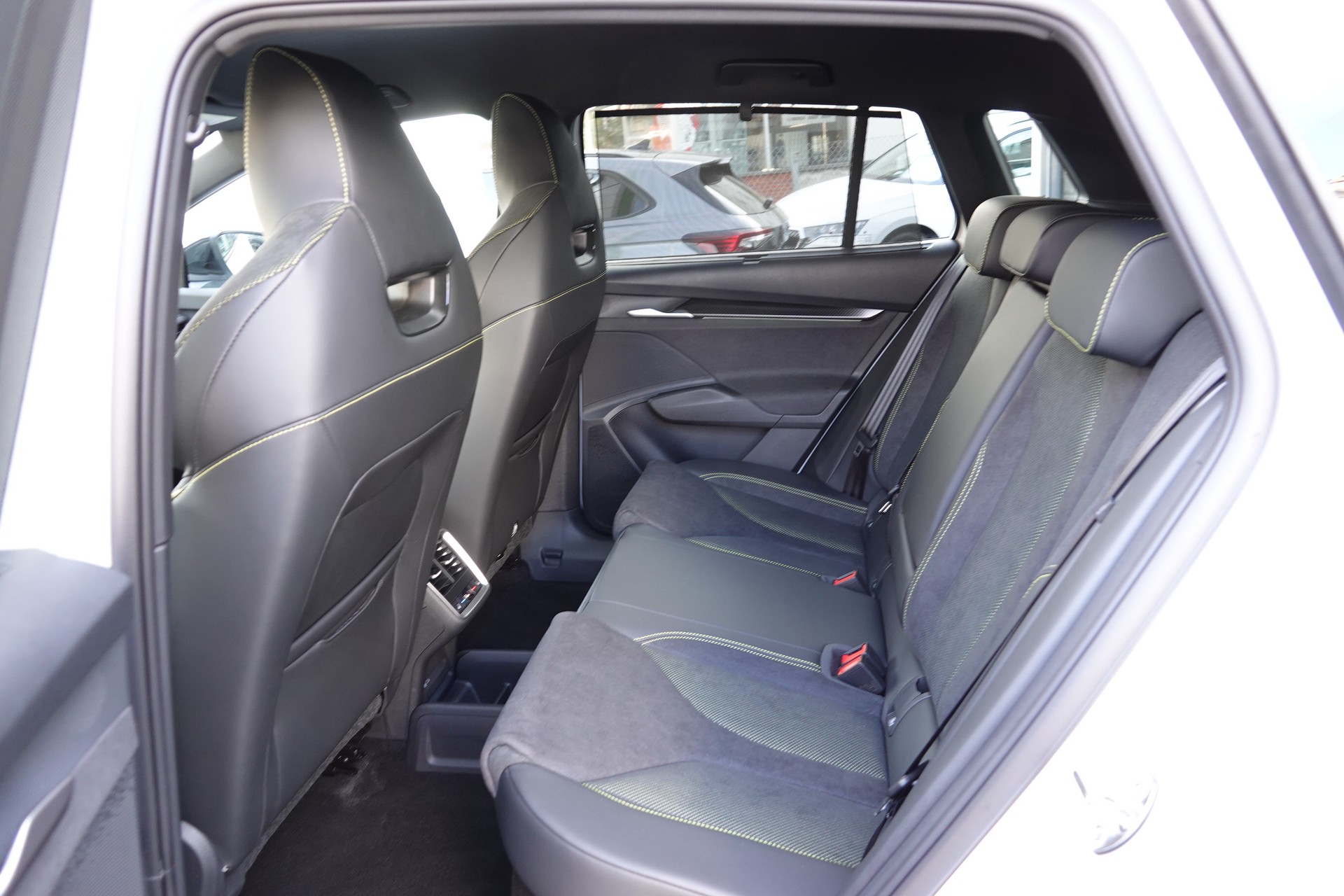 SKODA Elroq 85 RS 4x4 - 17