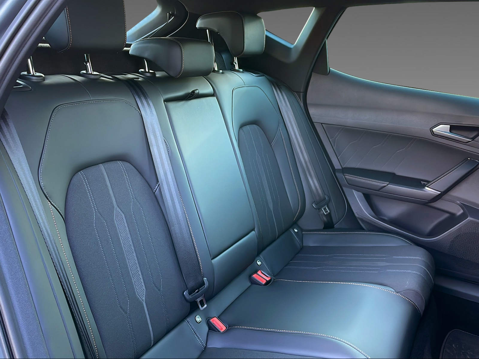 CUPRA Formentor 2.0 TSI VZ 4Drive - 10