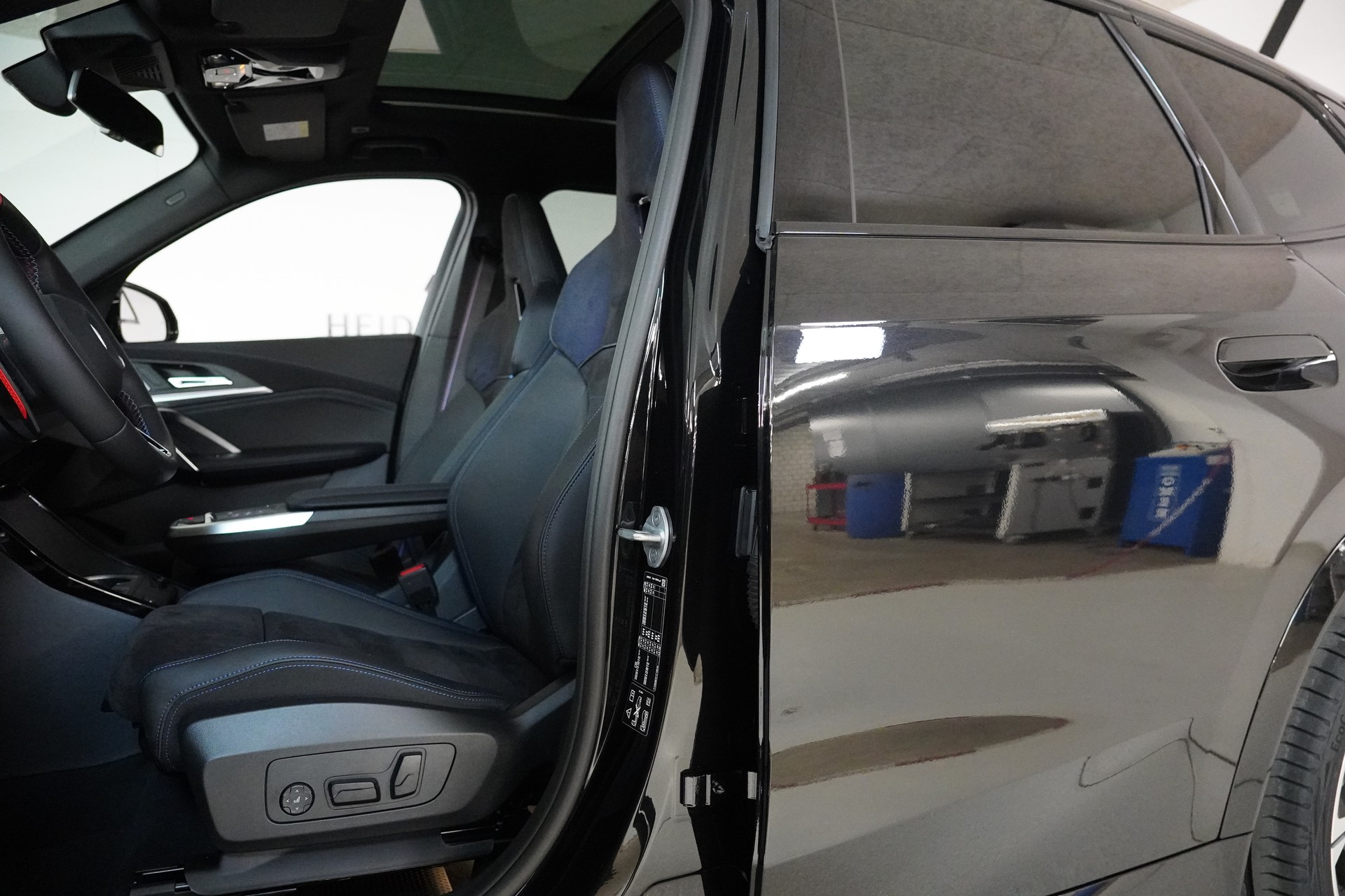 BMW X1 xDrive M35i - 11