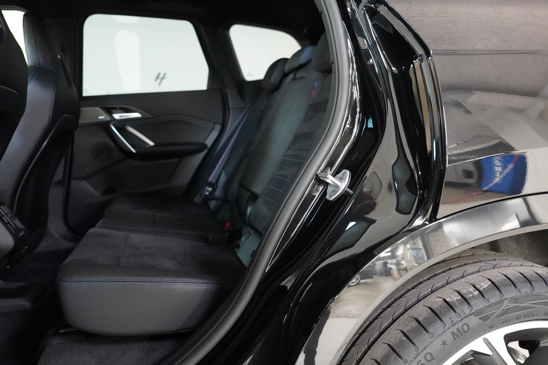 BMW X1 xDrive M35i - 13