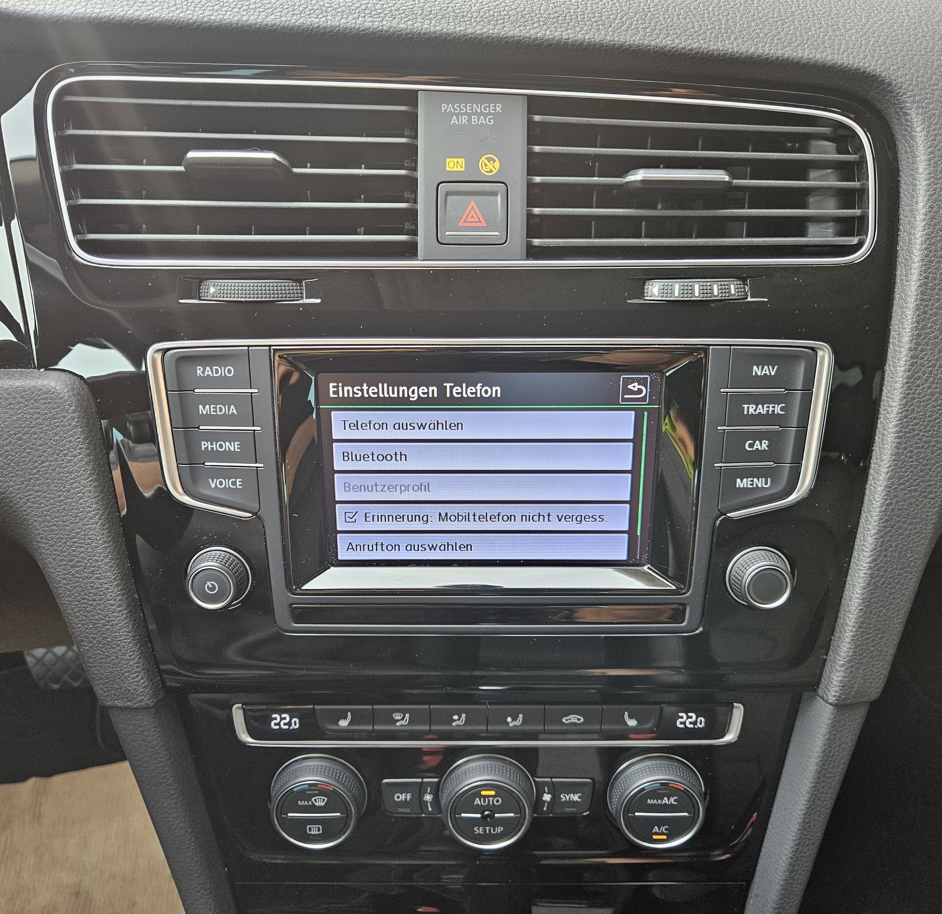 VW Golf 2.0 TDI Highline DSG - 16