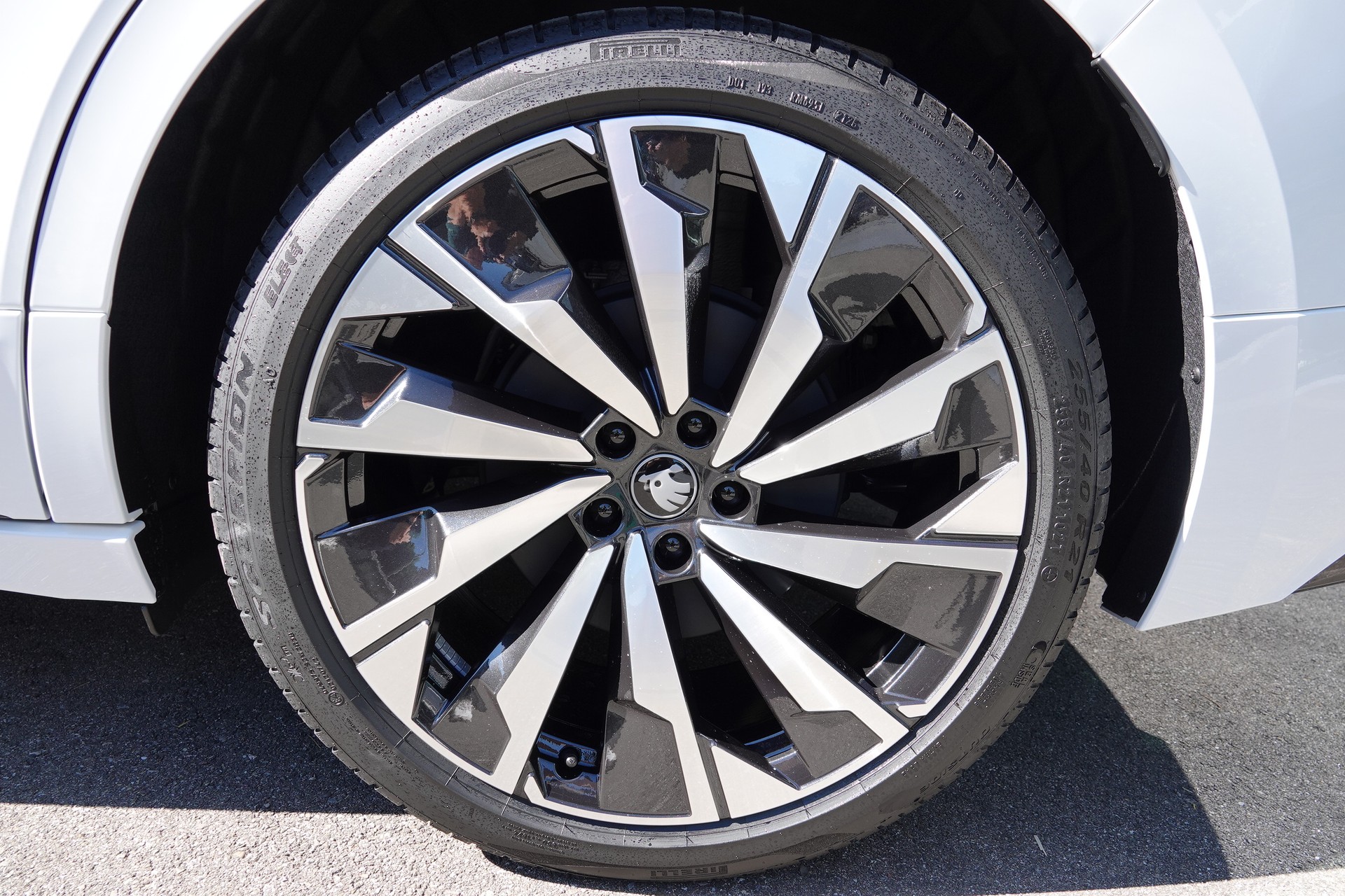 SKODA Enyaq 85x SportLine - 21