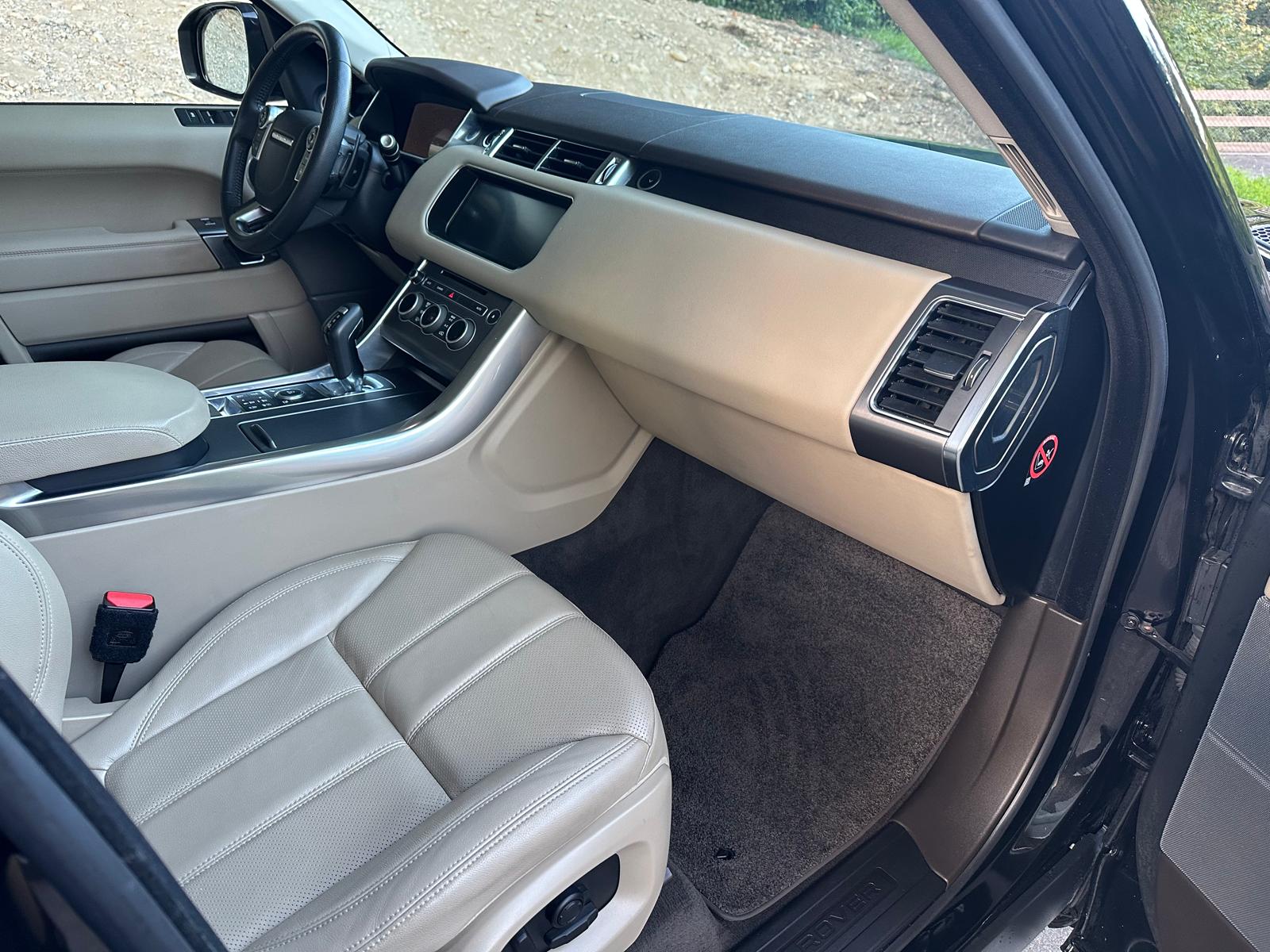 LAND ROVER Range Rover Sport 2.0 SD4 SE Automatic - 9
