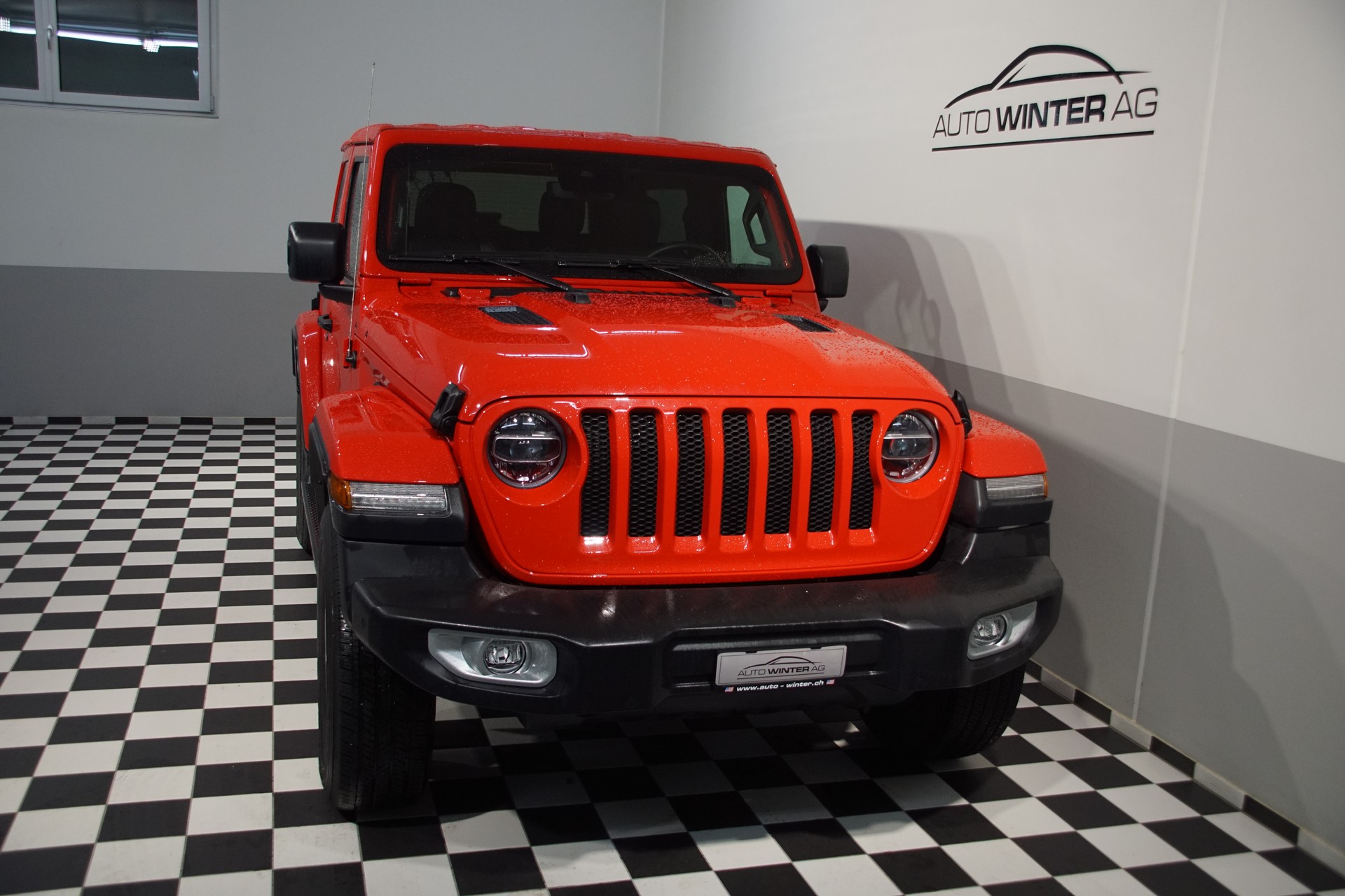 JEEP Wrangler 2.0 Sahara *swiss* Automatic - 4